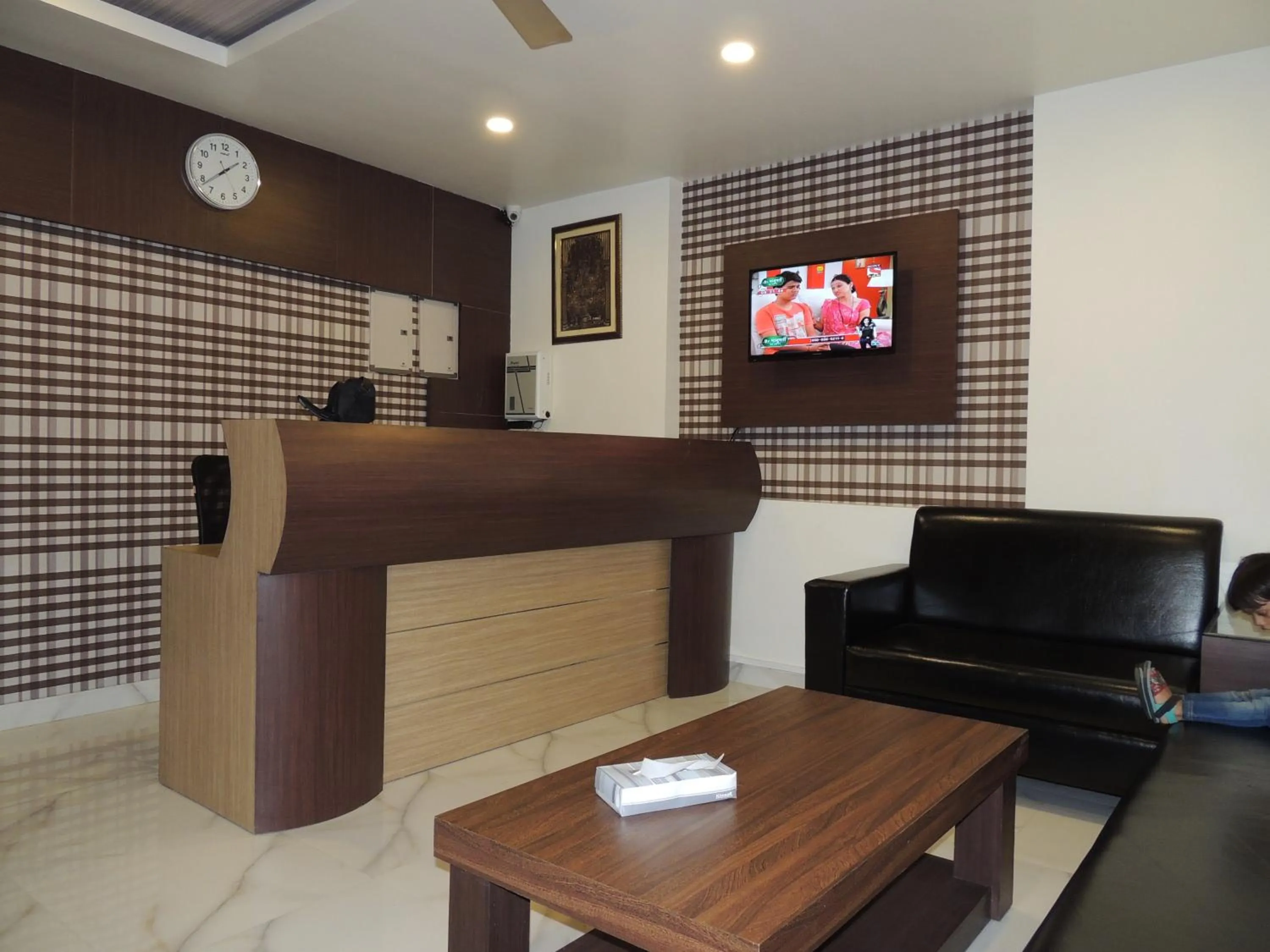 Lobby or reception in Elite Suites MINT Gomti Nagar
