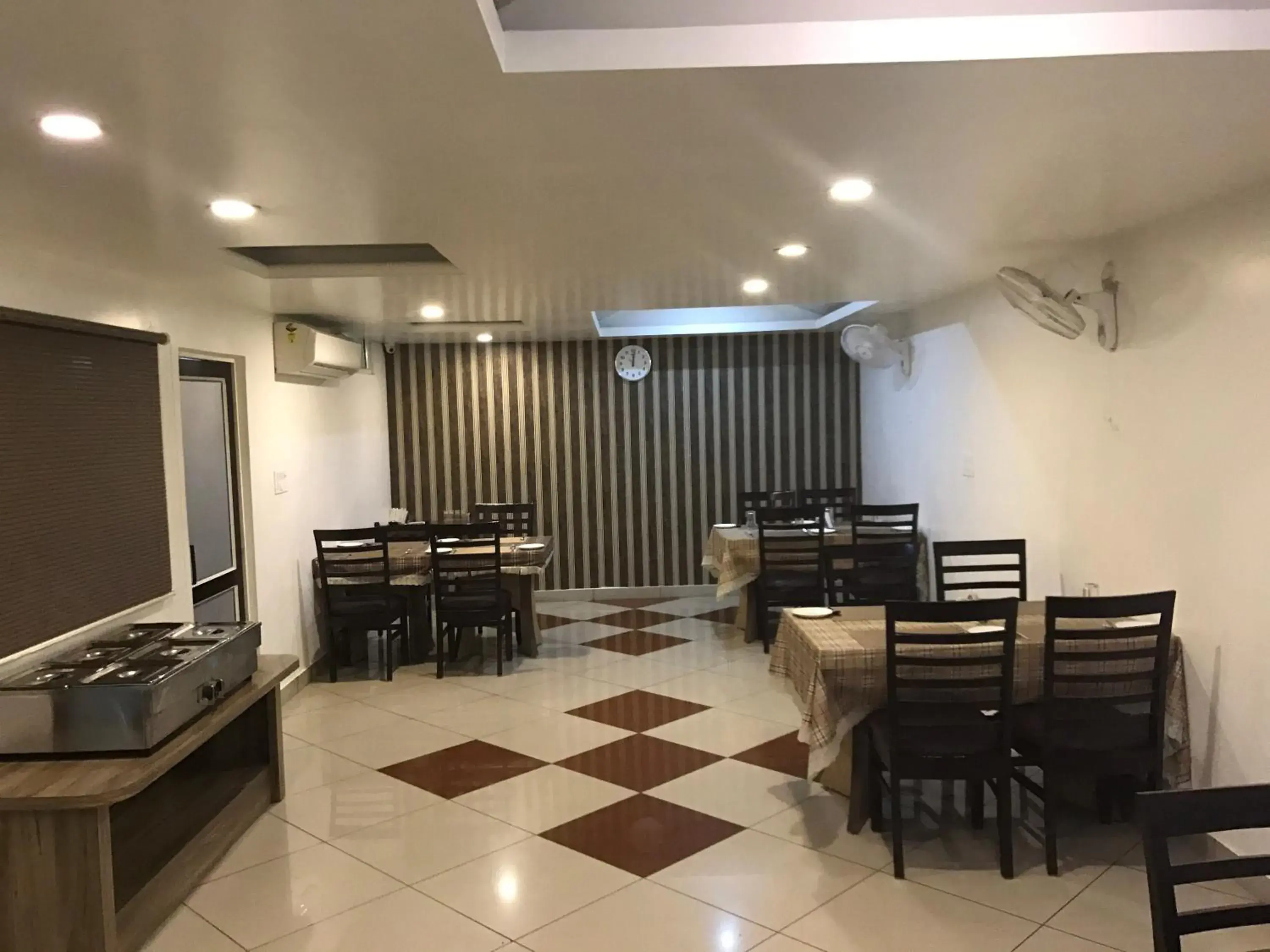 Restaurant/places to eat in Elite Suites MINT Gomti Nagar Restaurant/places to eat in Elite Suites MINT Gomti Nagar
