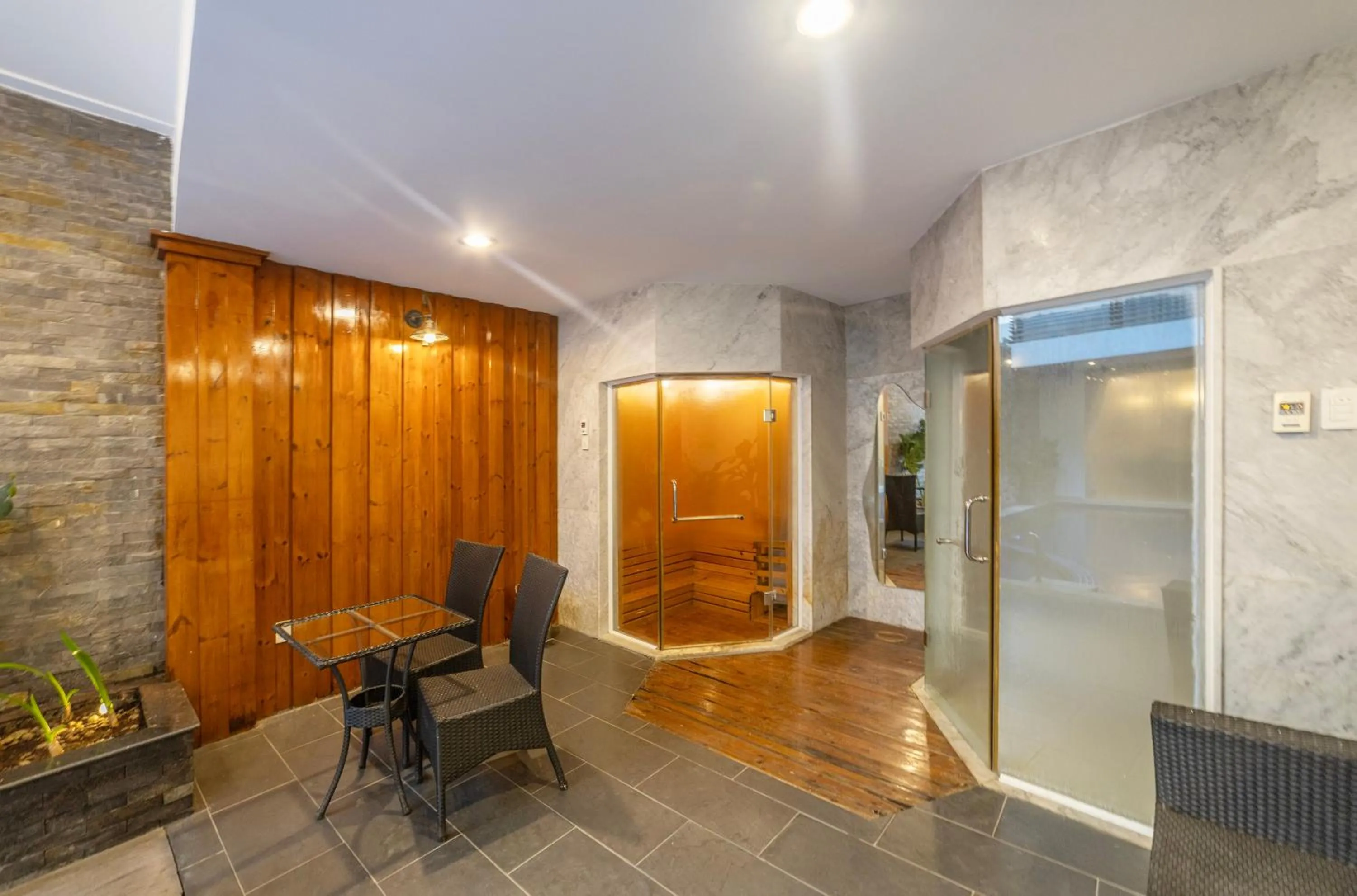 Sauna in Hese Boutique Hotel & Apartment