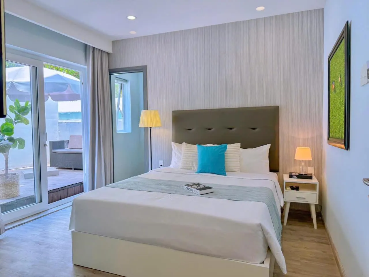 Bed in The Wind Mountainside Hotel