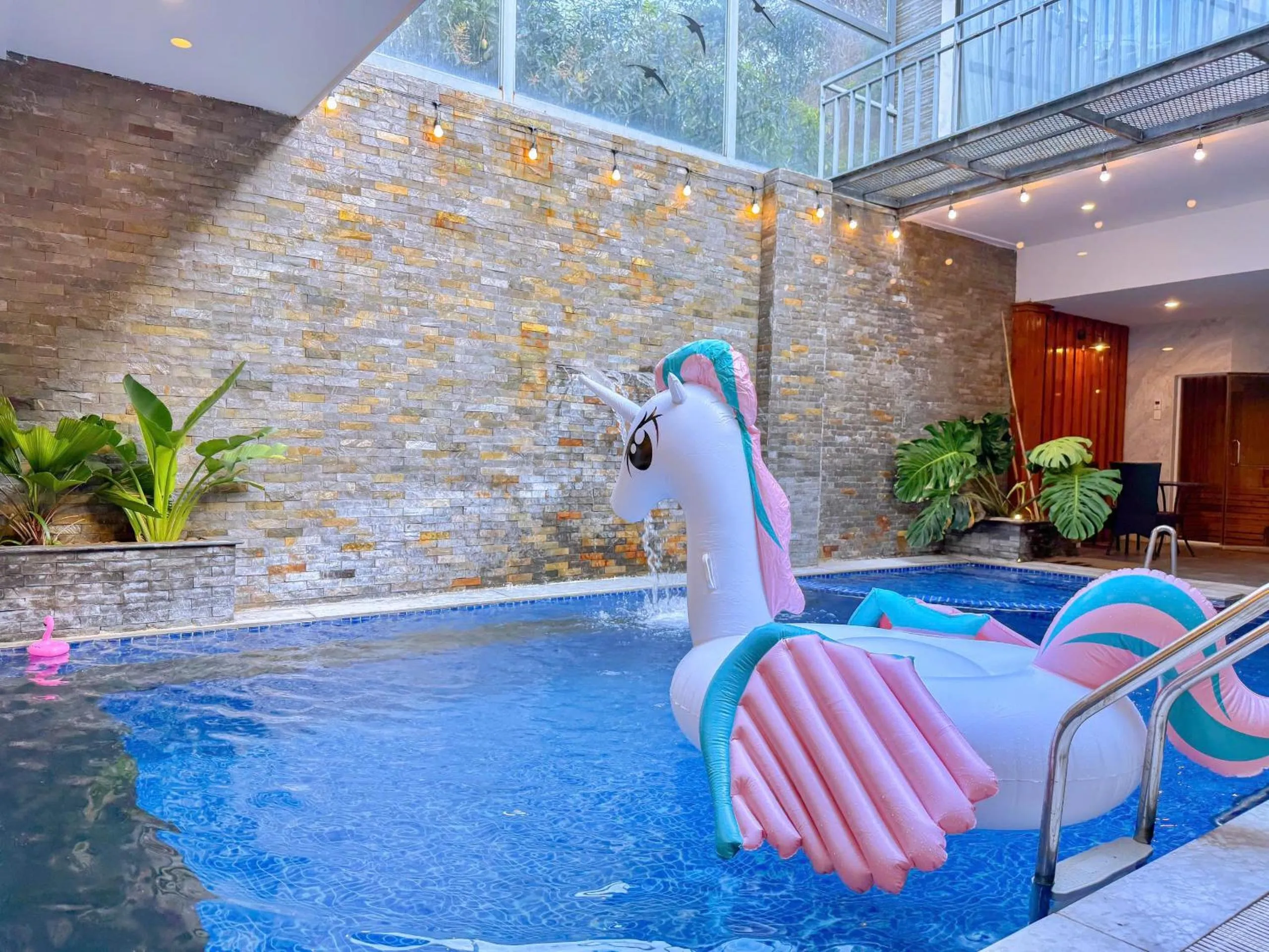 Swimming pool in Hese Boutique Hotel & Apartment