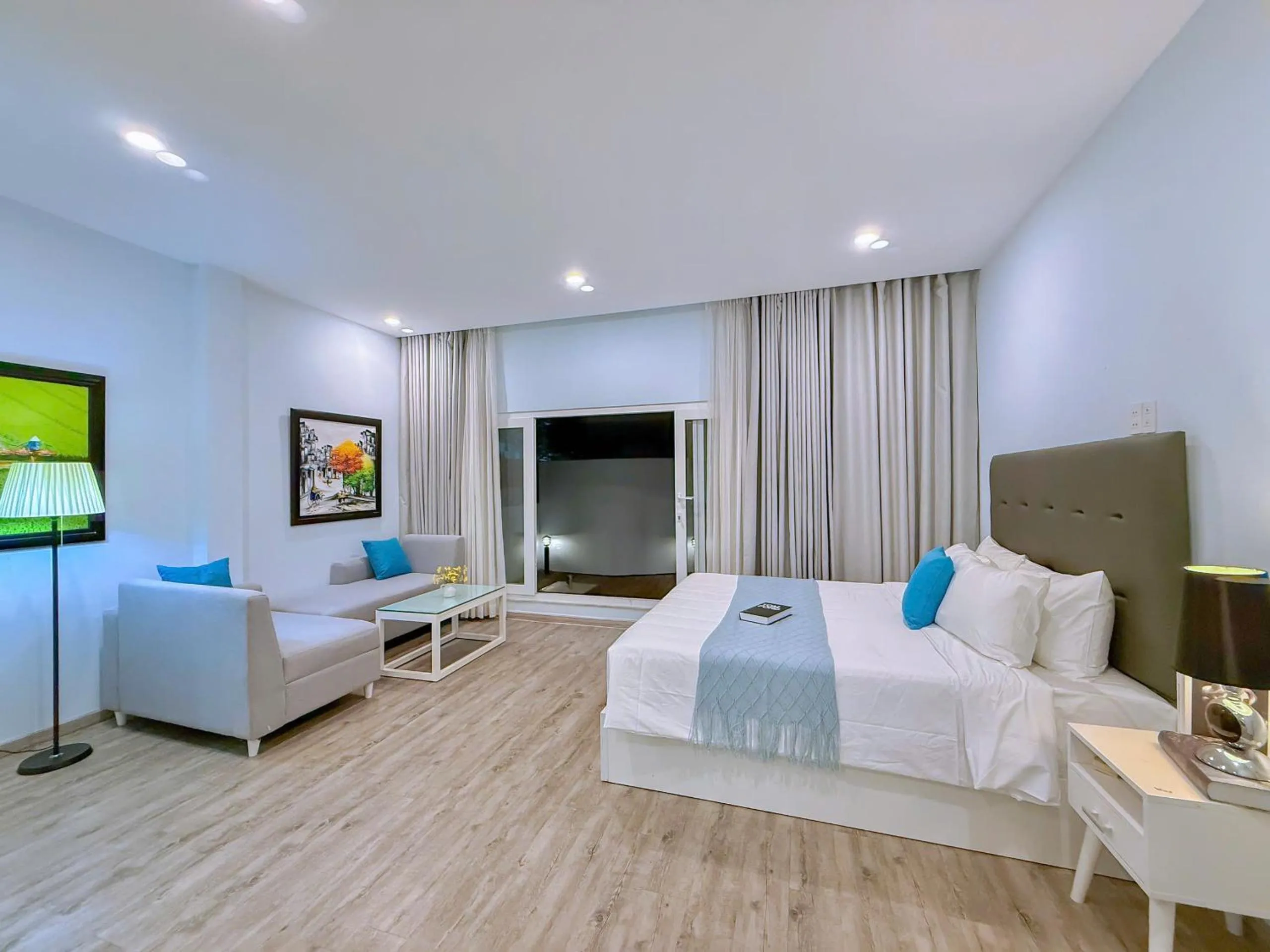 Bed in The Wind Mountainside Hotel