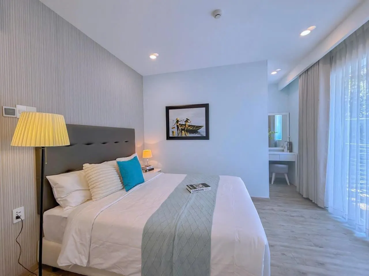 Bed in The Wind Mountainside Hotel