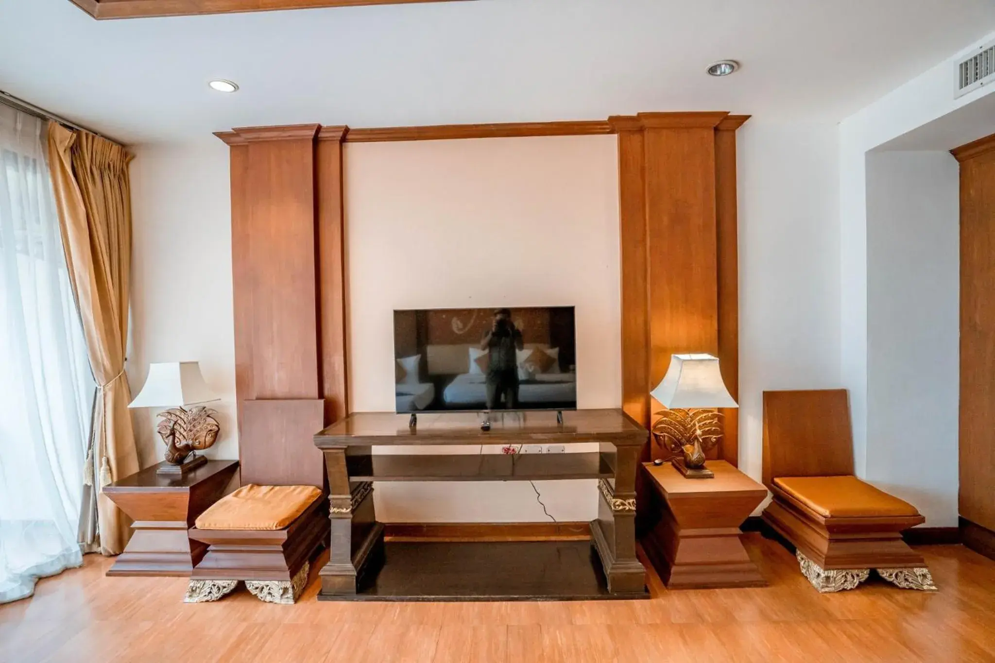 Photo of the whole room, Bed in Kasalong Resort and Spa Pattaya Photo of the whole room, Bed in Kasalong Resort and Spa Pattaya