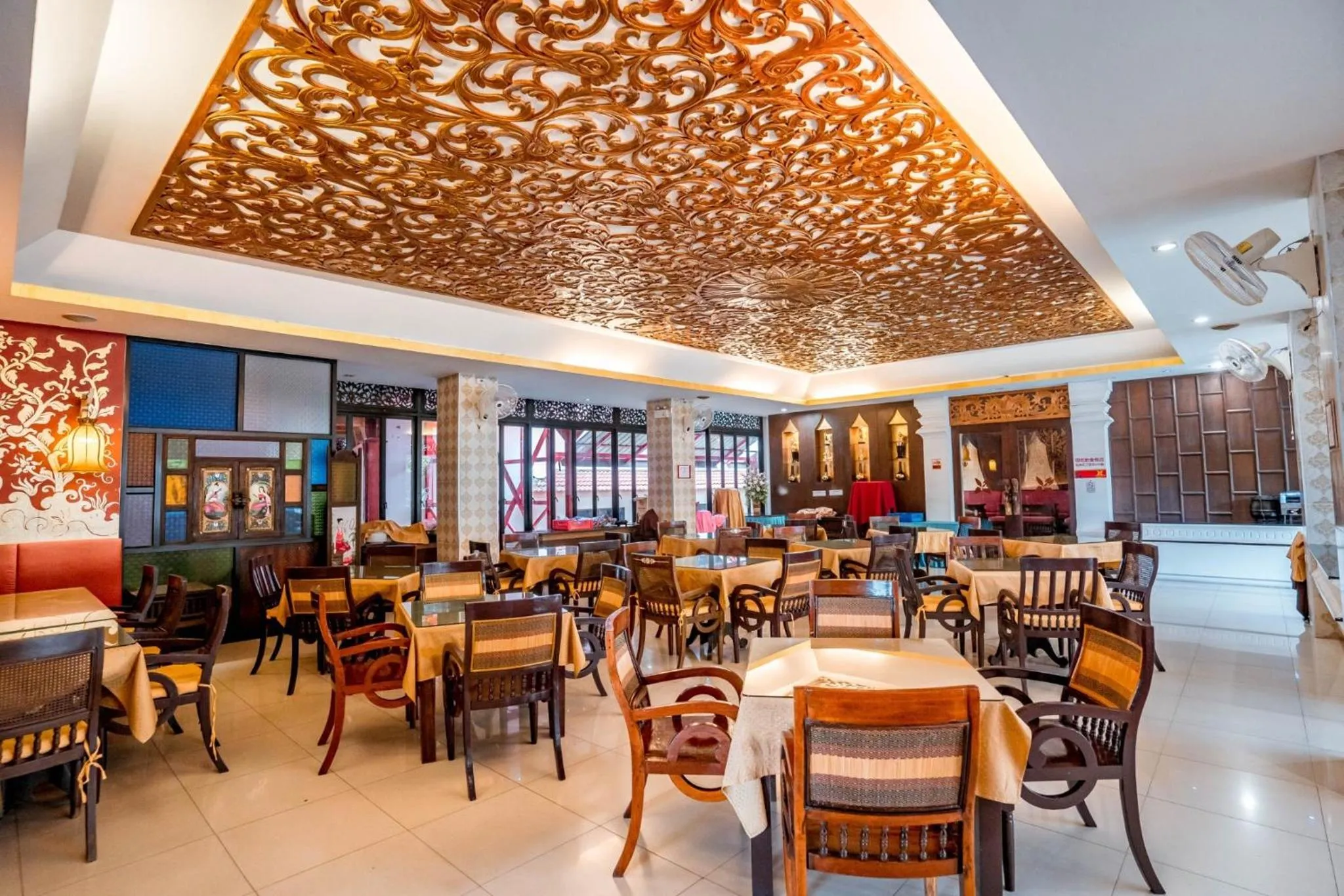 Restaurant/places to eat in Kasalong Resort and Spa Pattaya