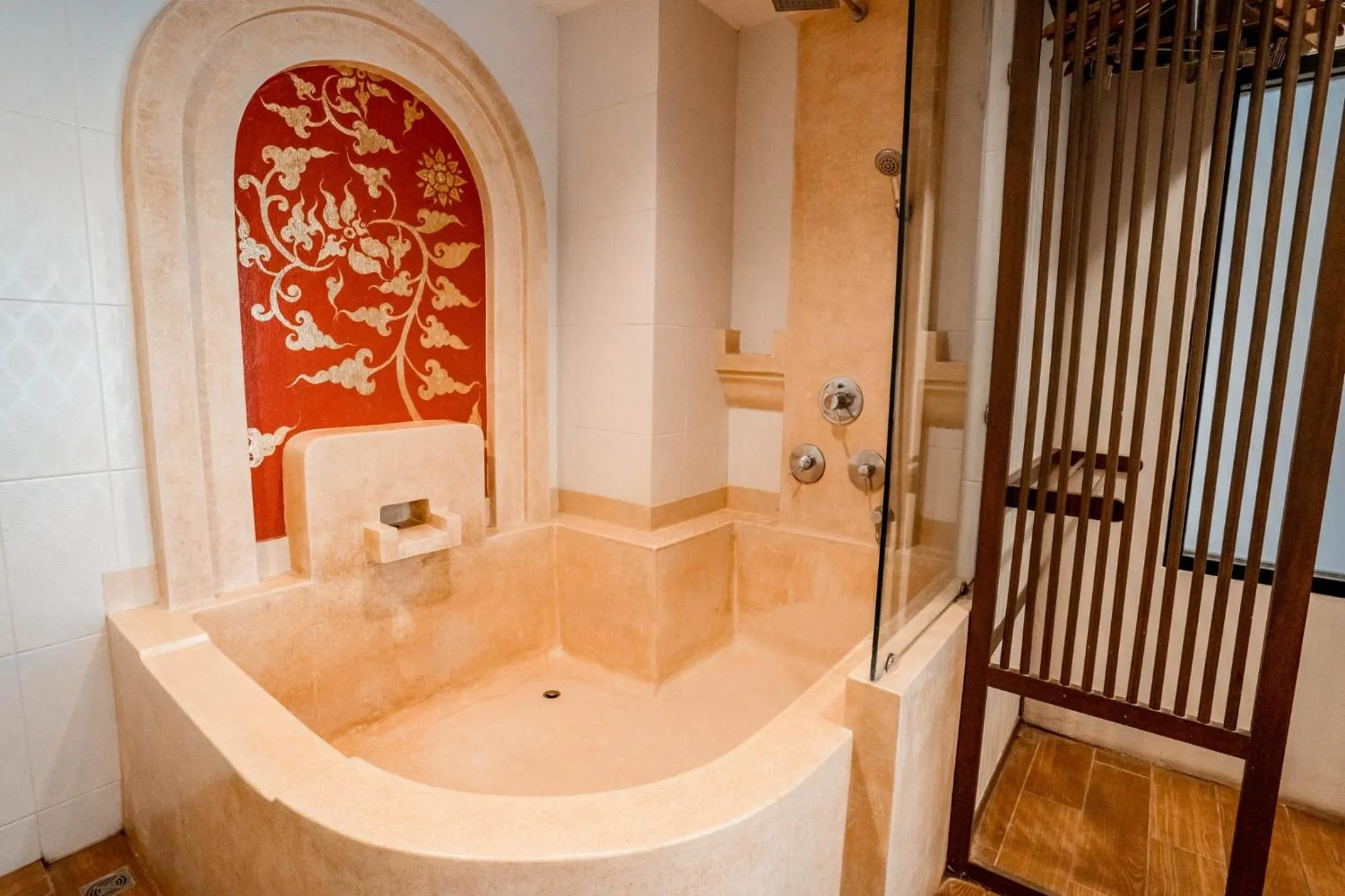 Hot Tub in Kasalong Resort and Spa Pattaya