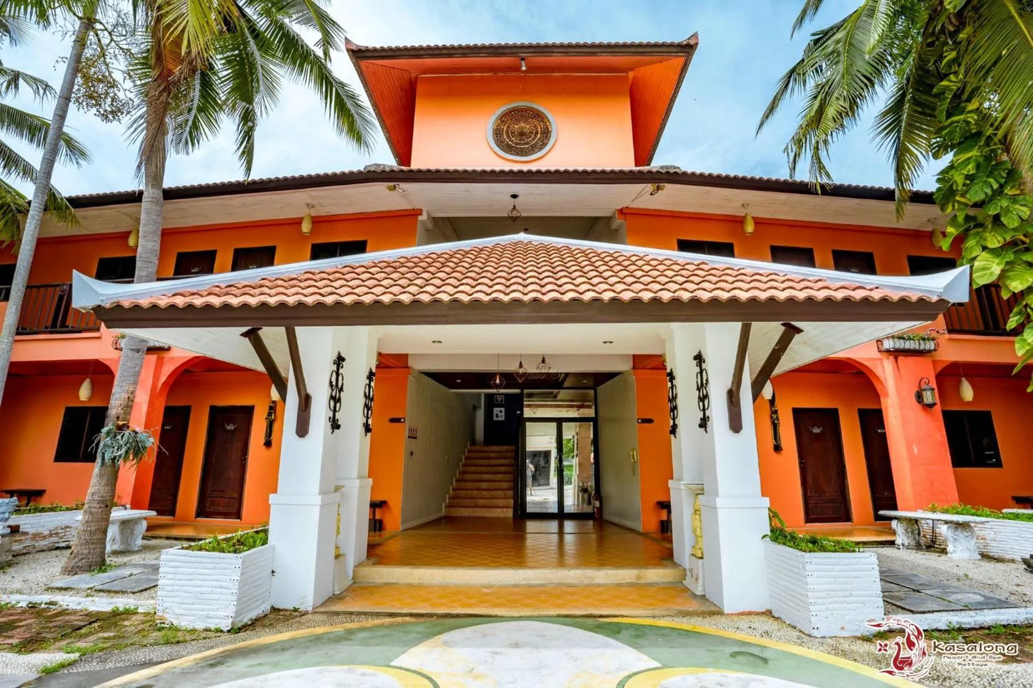 Facade/entrance in Kasalong Resort and Spa Pattaya