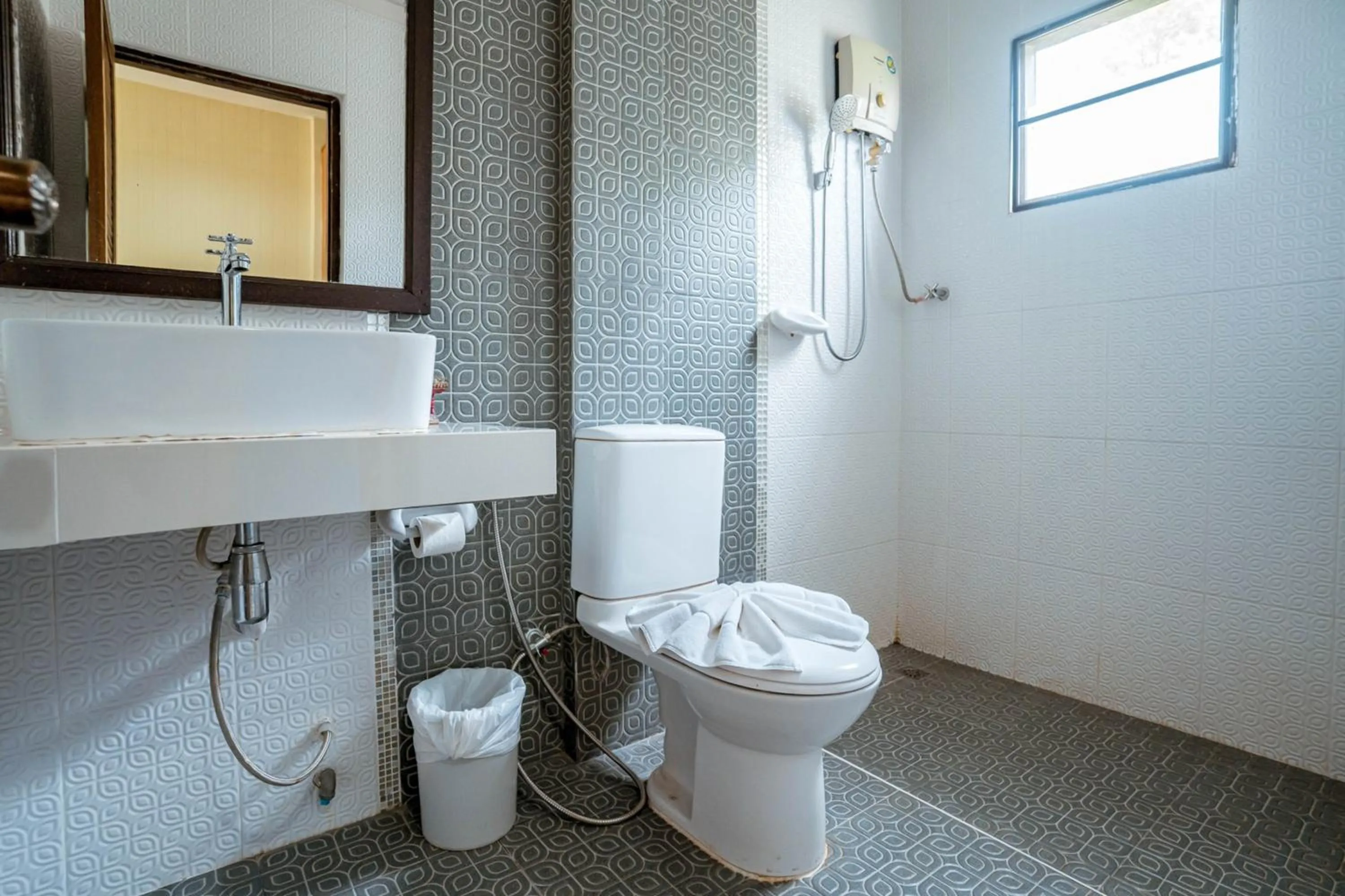 Toilet in Kasalong Resort and Spa Pattaya