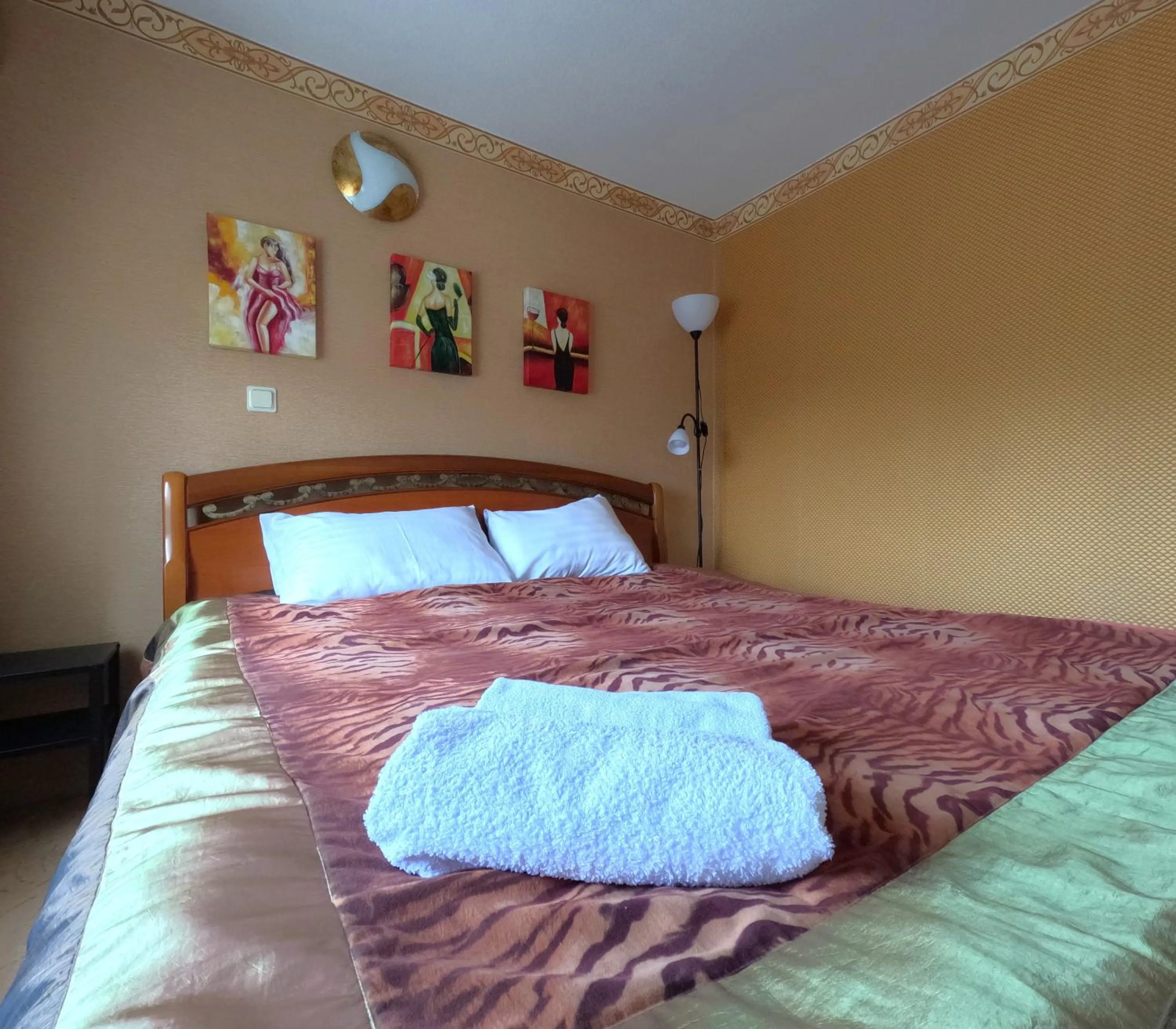Bed in Riverside Motel Jelgava