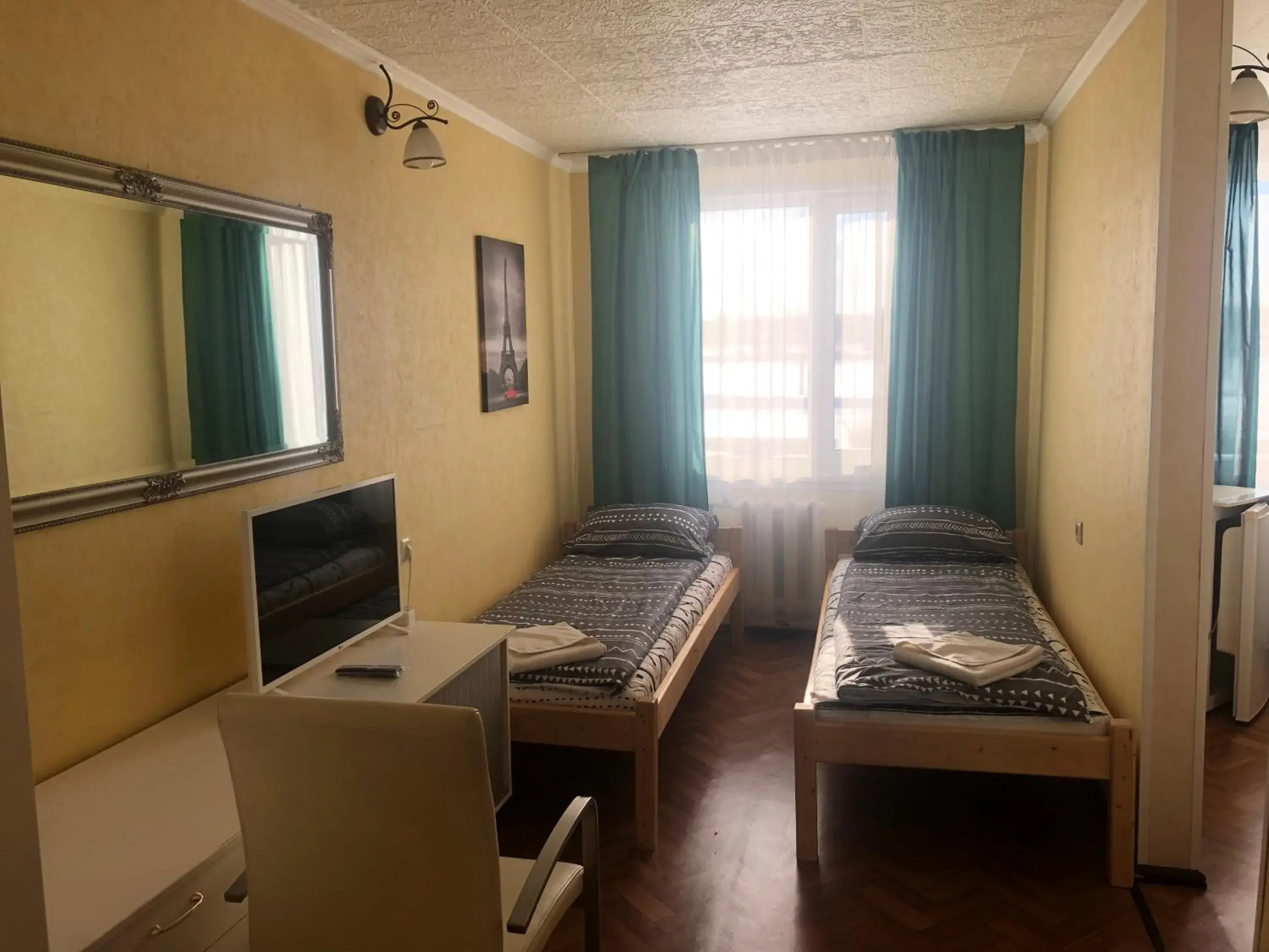 Triple Room with View - single occupancy in Riverside Motel Jelgava Triple Room with View - single occupancy in Riverside Motel Jelgava
