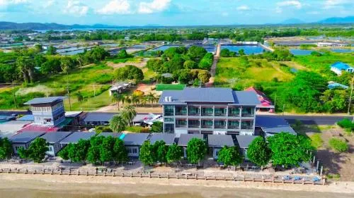 The Iris Resort