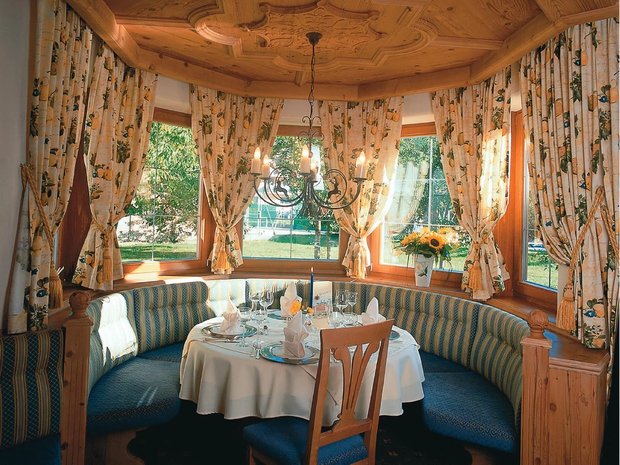 Restaurant/places to eat in Alpenhotel Tirolerhof