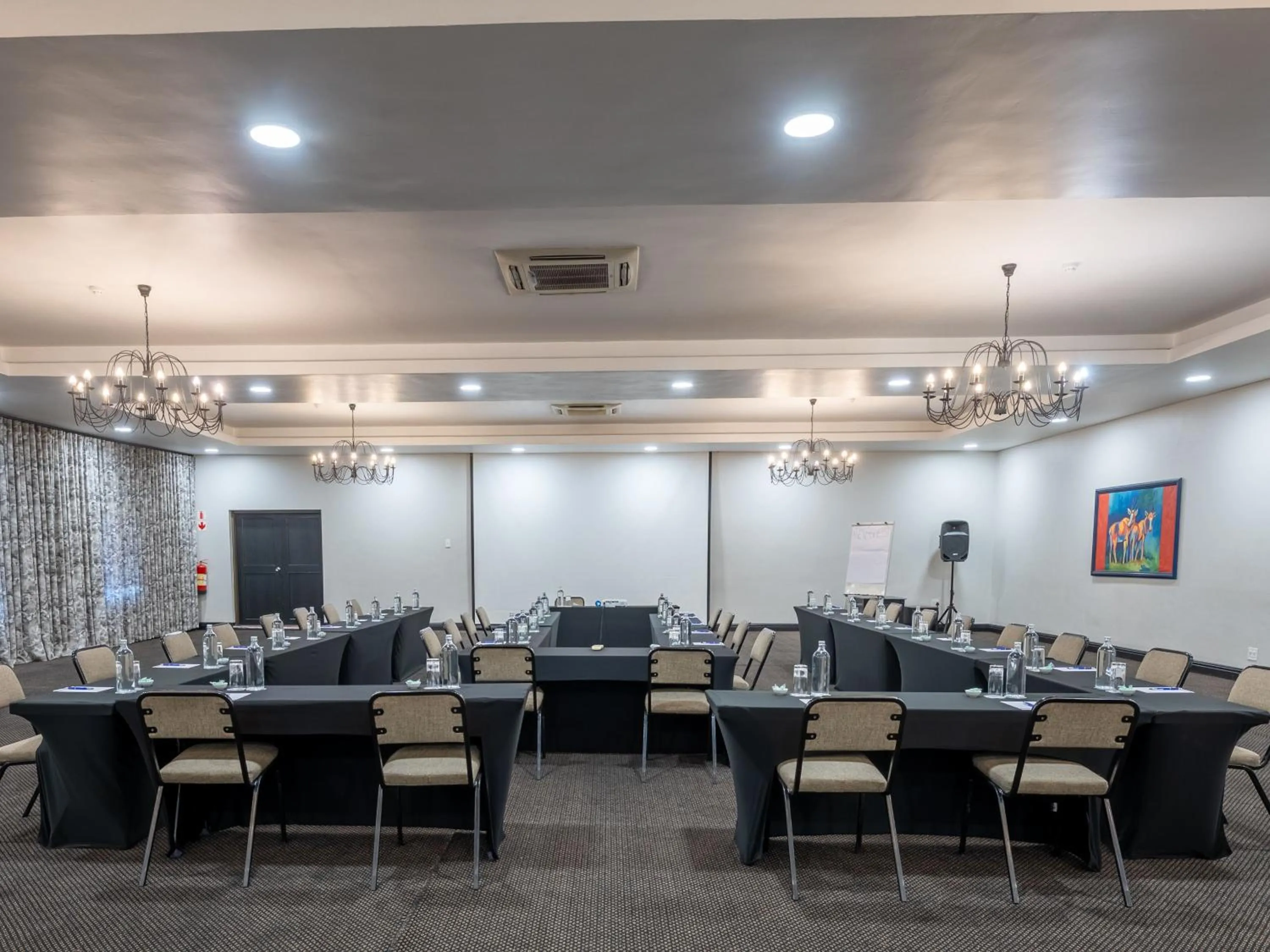 Meeting/conference room in ANEW Hotel Witbank Emalahleni