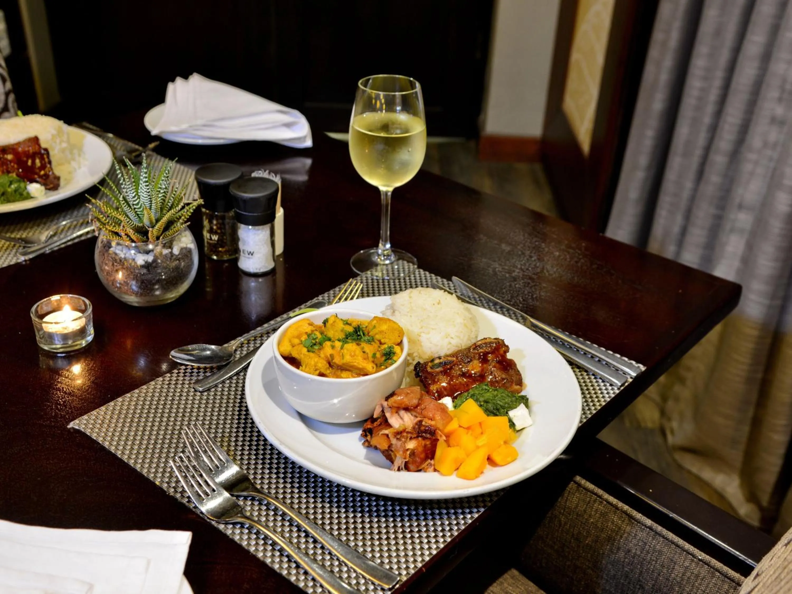 Breakfast in ANEW Hotel Witbank Emalahleni