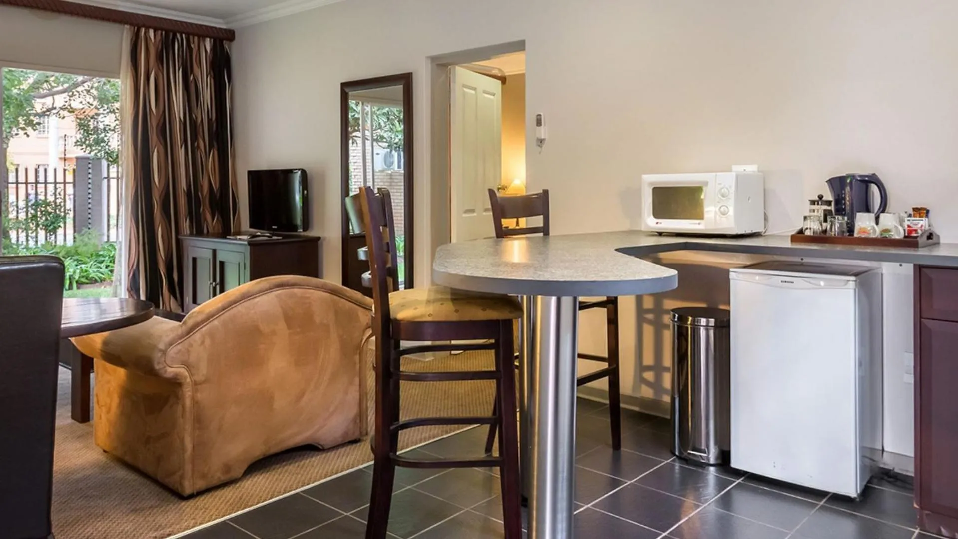 TV and multimedia in ANEW Hotel Witbank Emalahleni