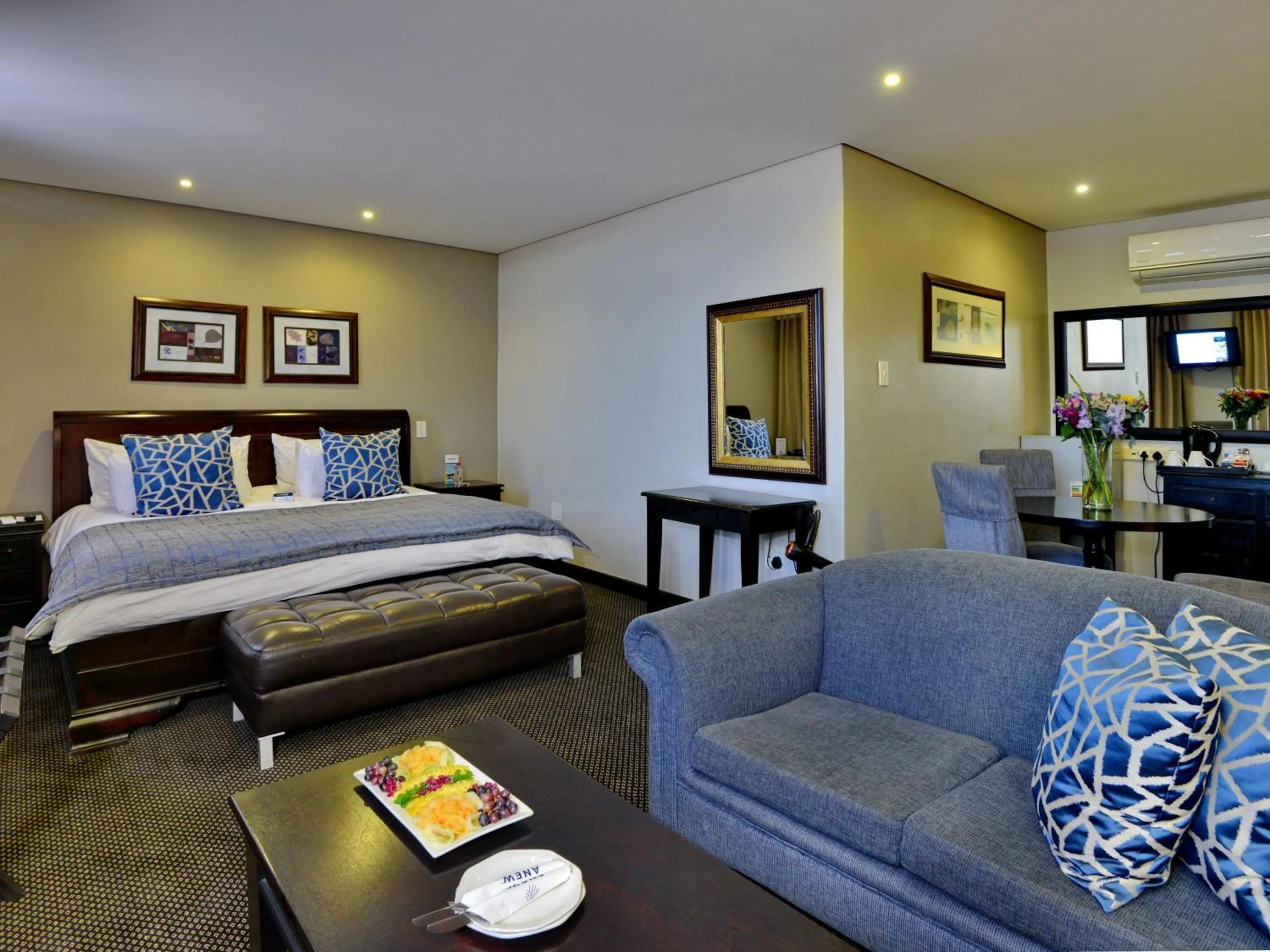 Bed in ANEW Hotel Witbank Emalahleni