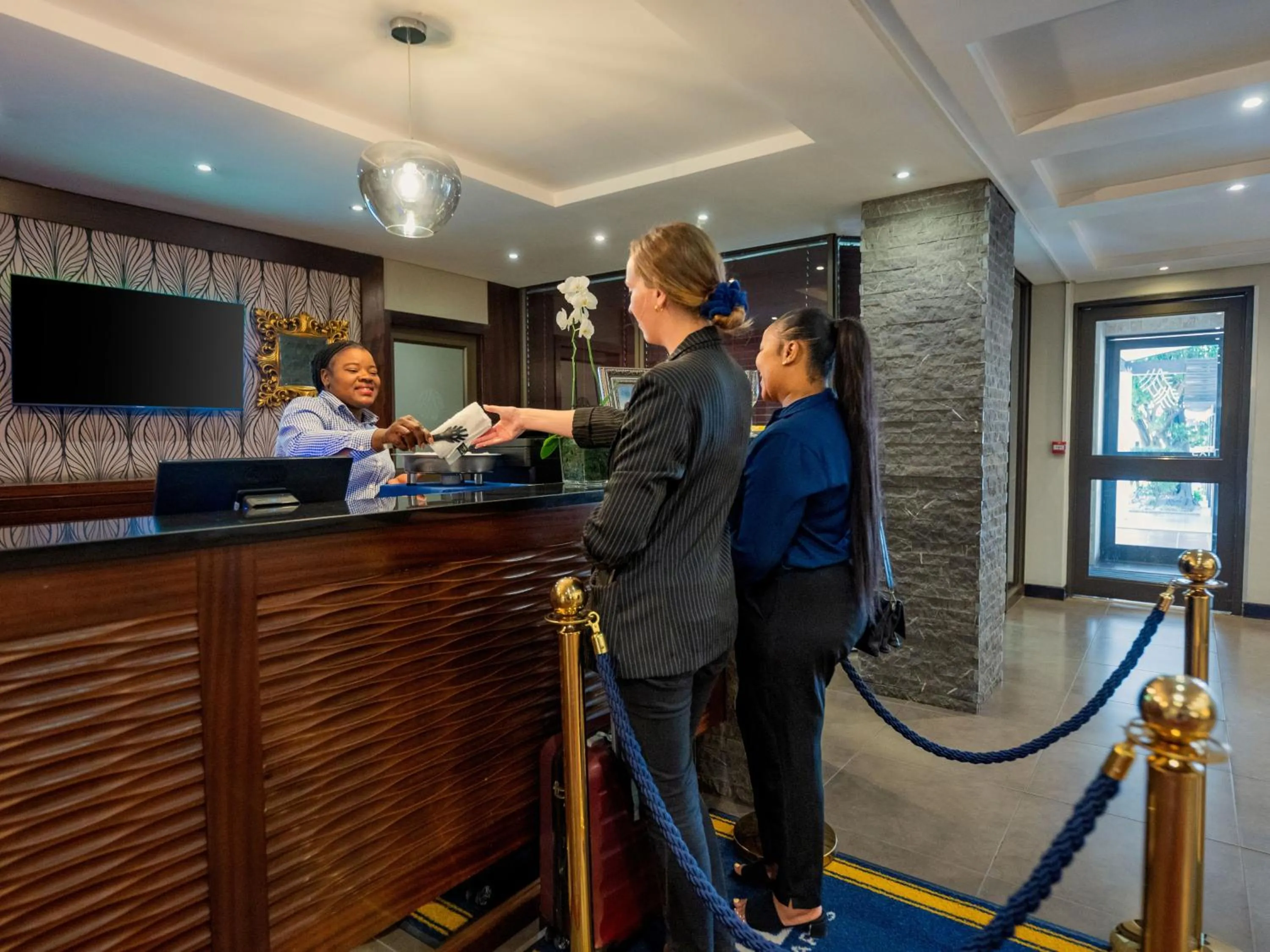 Lobby or reception in ANEW Hotel Witbank Emalahleni