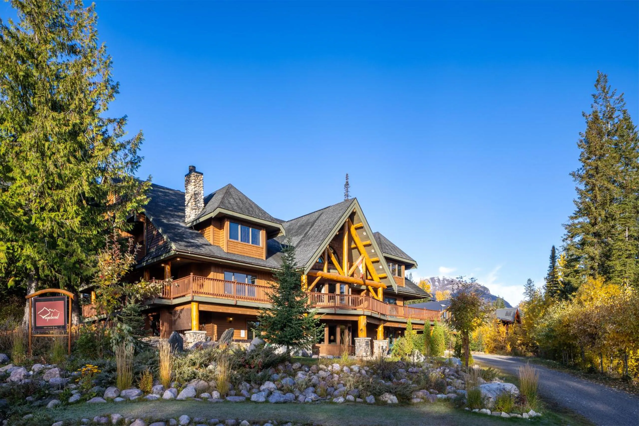 Property building in Vagabond Lodge at Kicking Horse