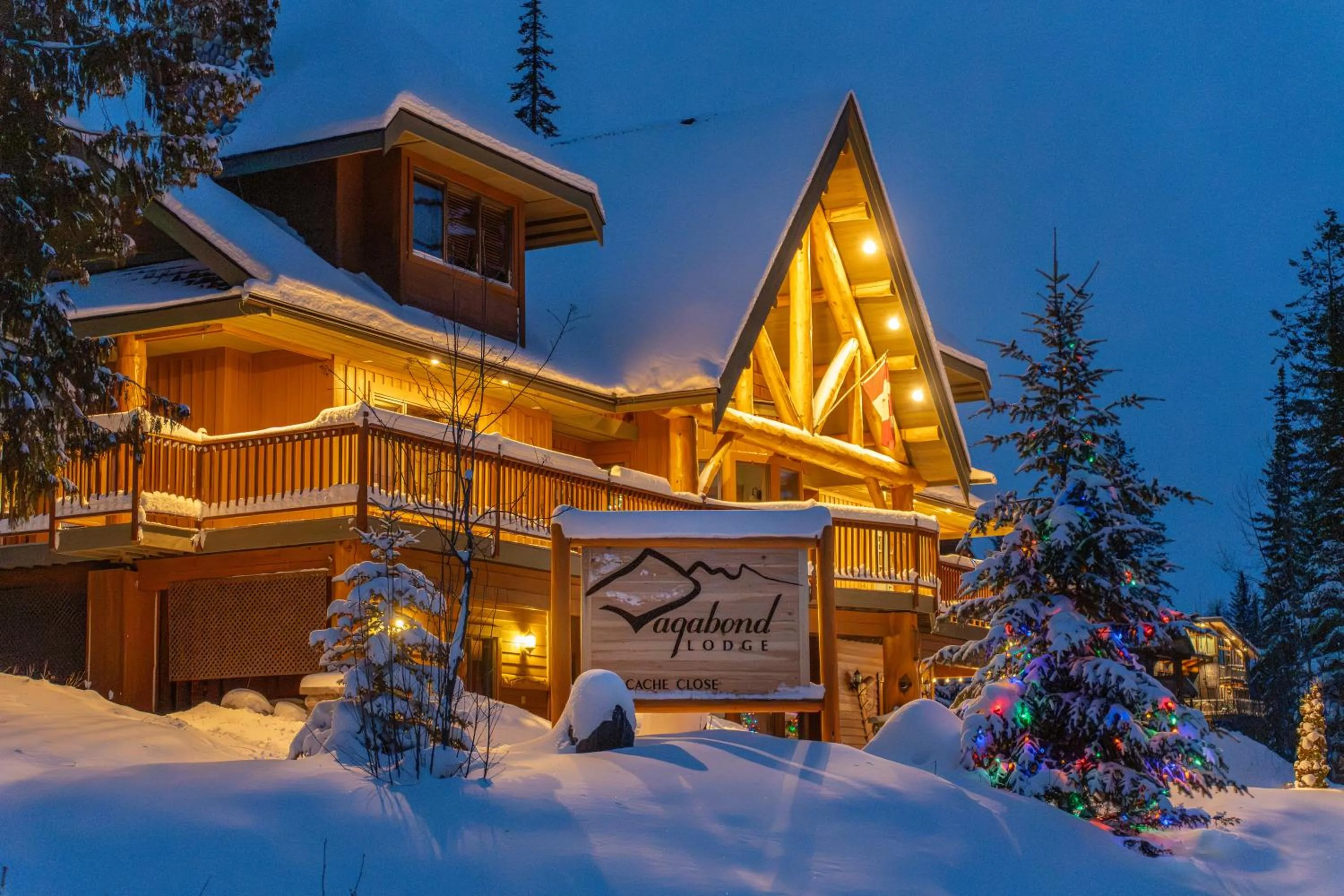 Property building in Vagabond Lodge at Kicking Horse