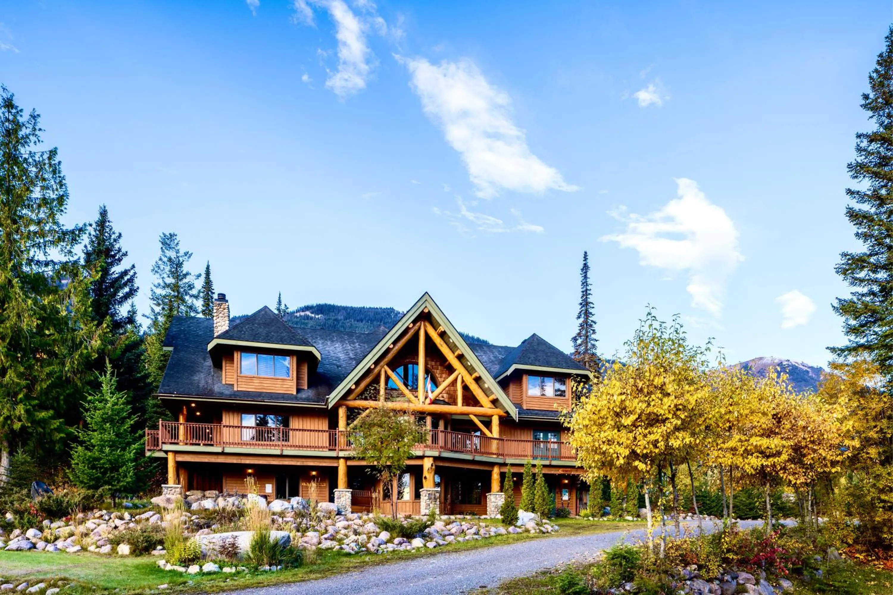 Property building in Vagabond Lodge at Kicking Horse