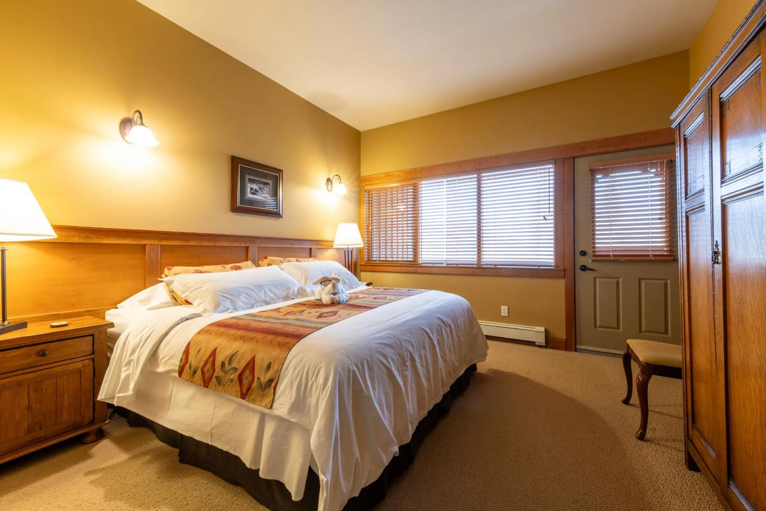 Bedroom in Vagabond Lodge at Kicking Horse