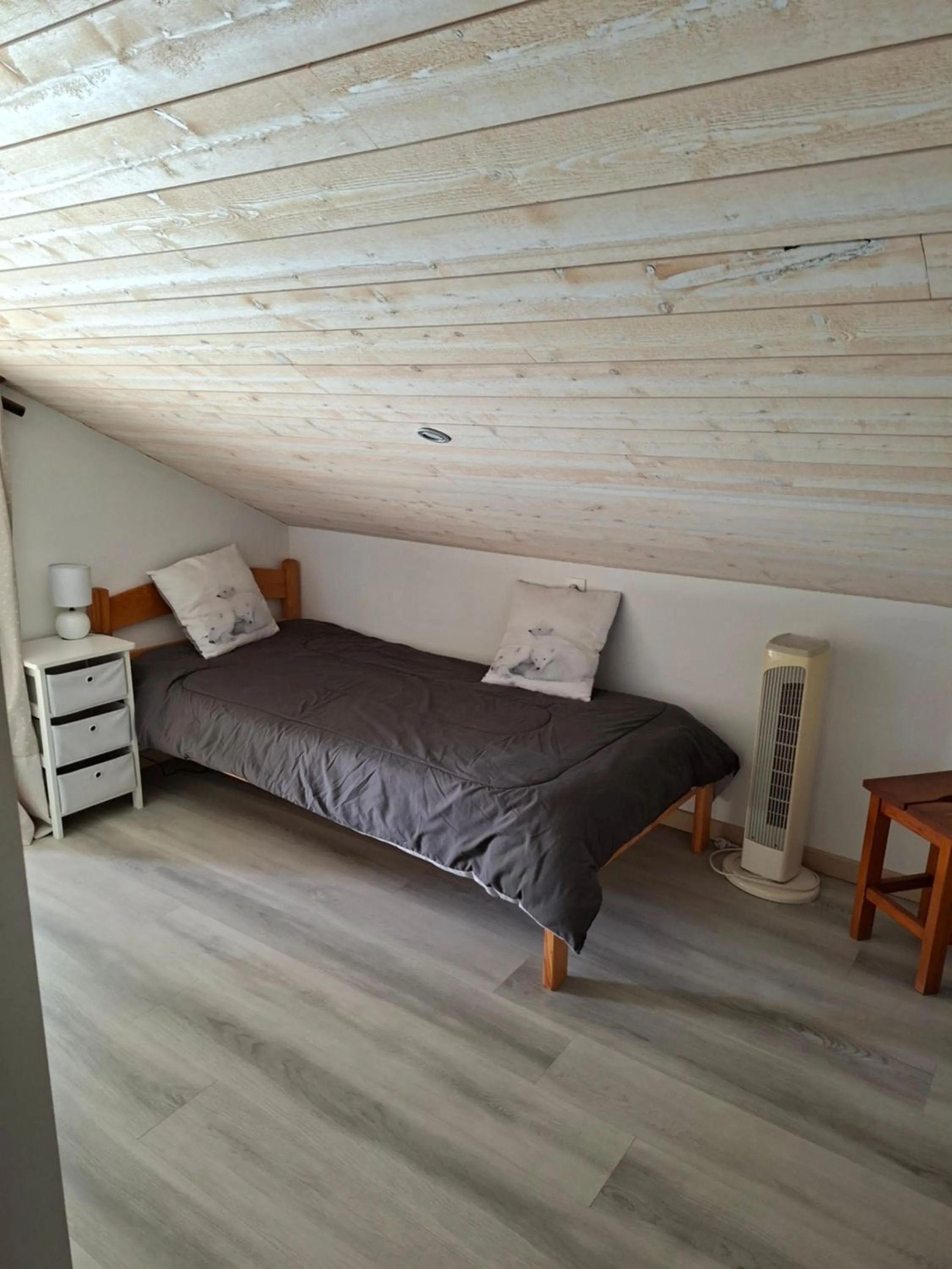 Bed in appartement indépendant chalet "les Ormes"