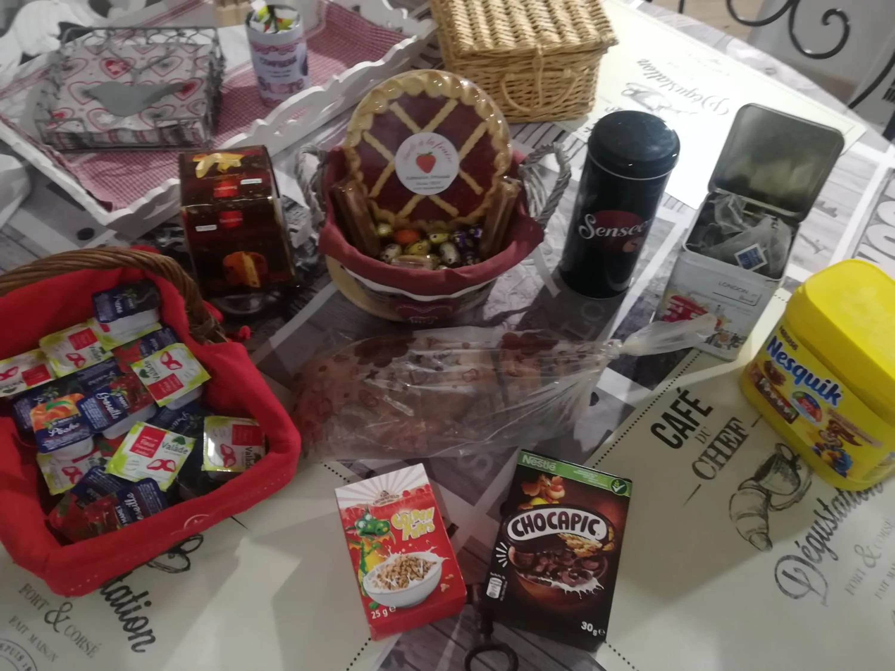 Breakfast in chambre les ormes