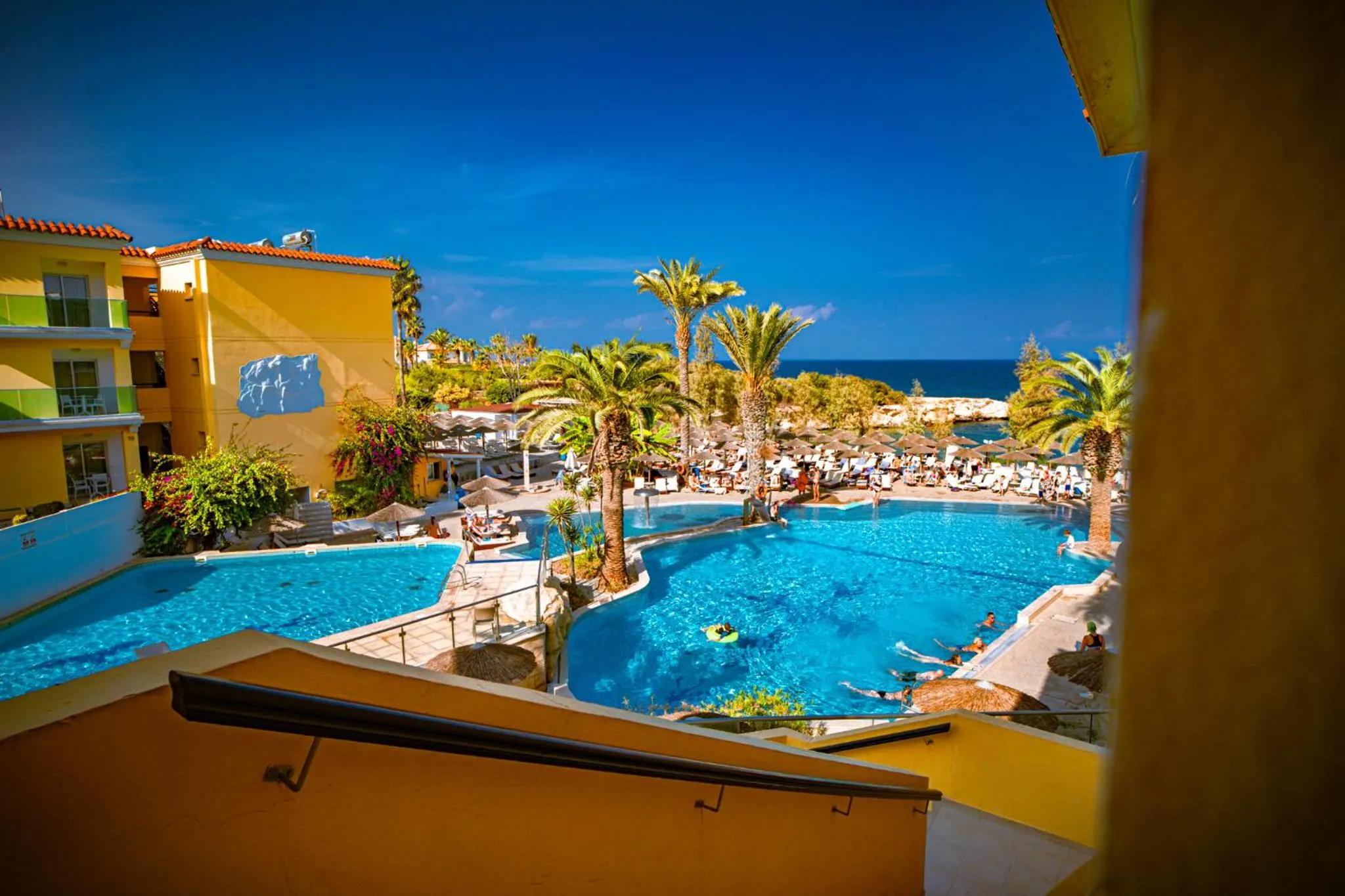 Swimming pool in Malama Beach Holiday Village