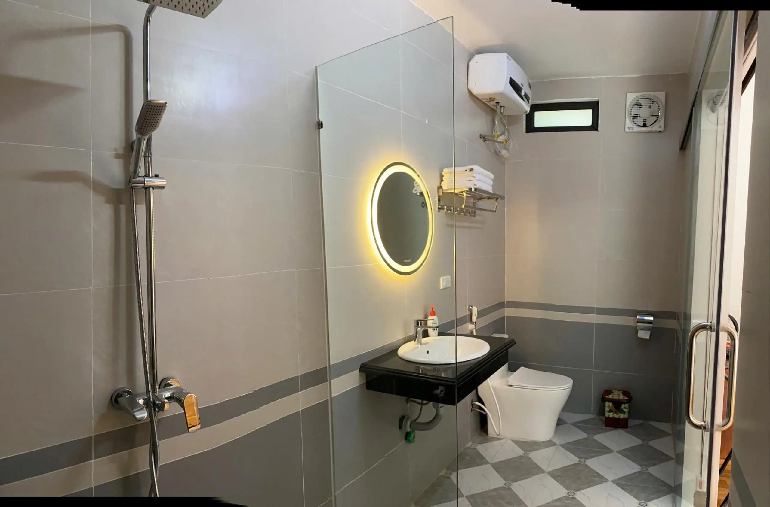 Toilet in Tam Coc Westlake Homestay