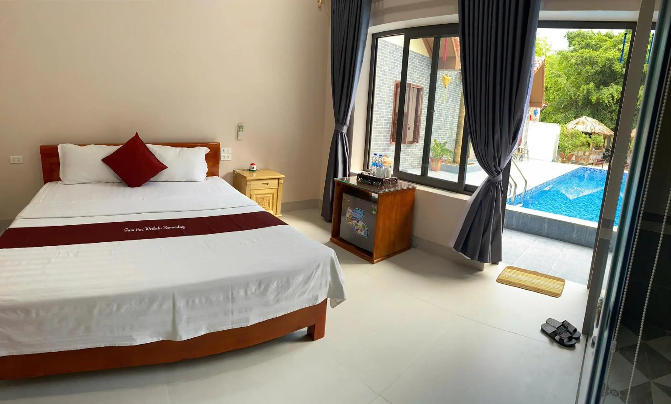 View (from property/room), Bed in Tam Coc Westlake Homestay