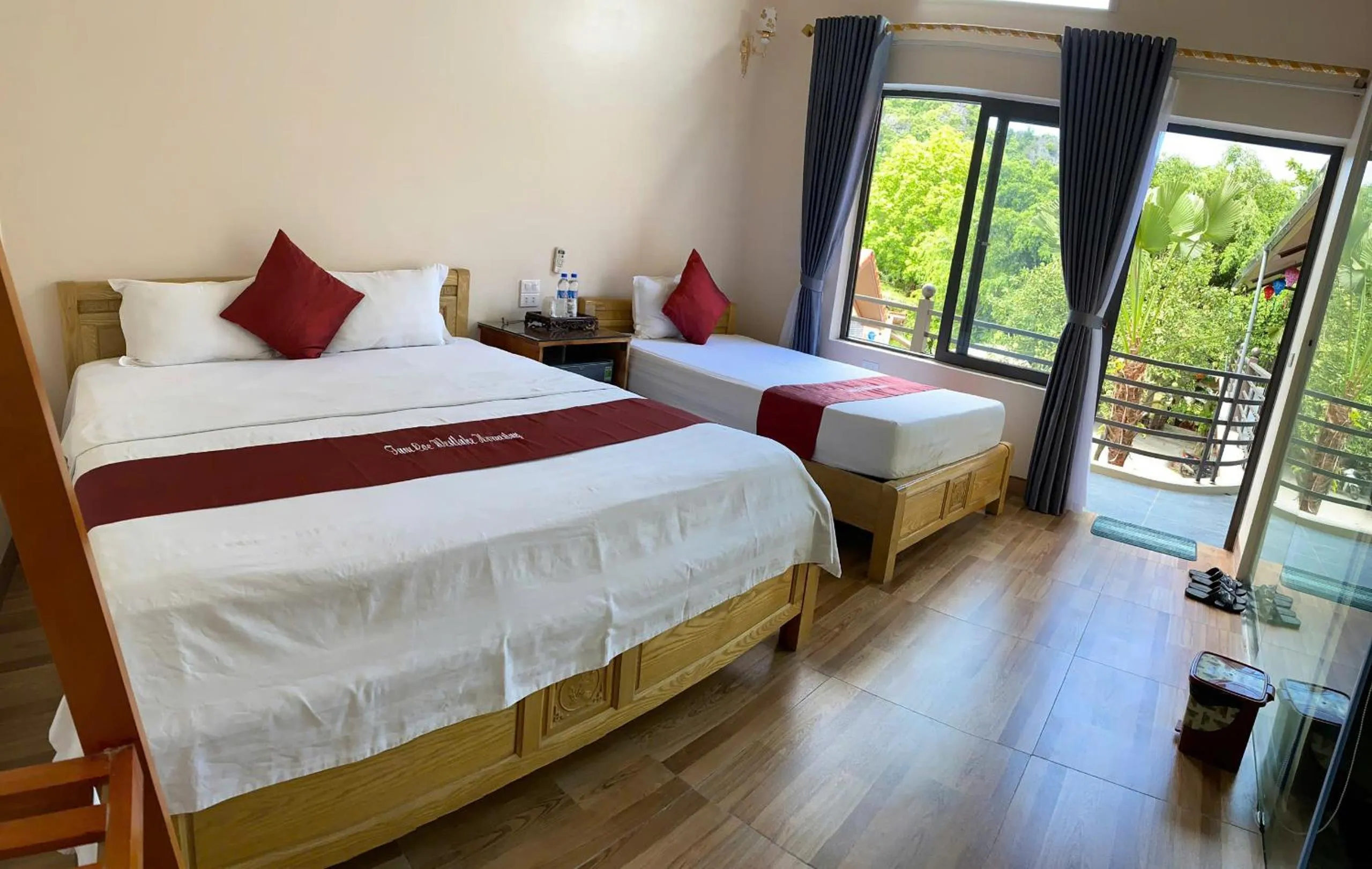 Photo of the whole room, Bed in Tam Coc Westlake Homestay