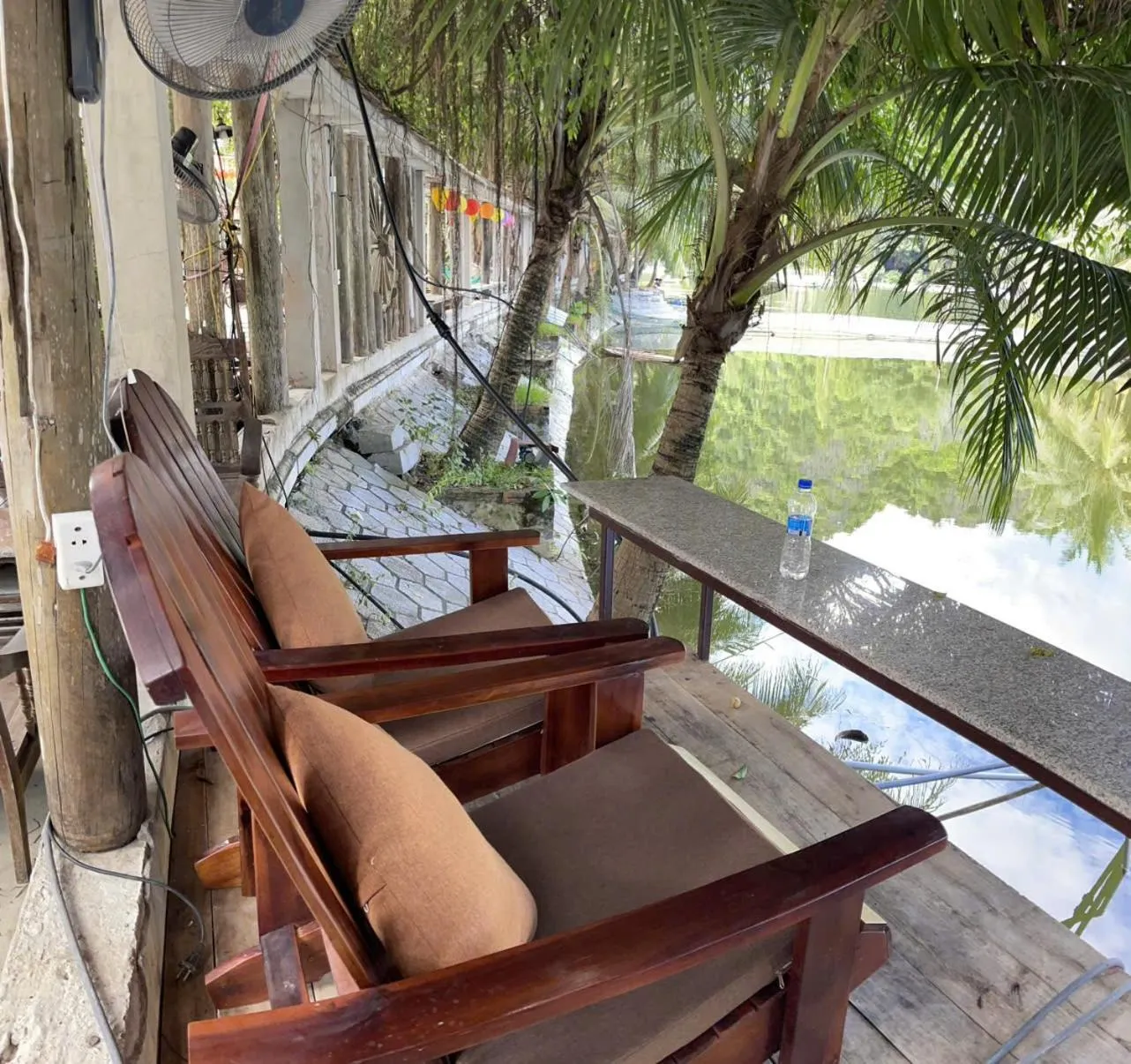 Fishing in Tam Coc Westlake Homestay