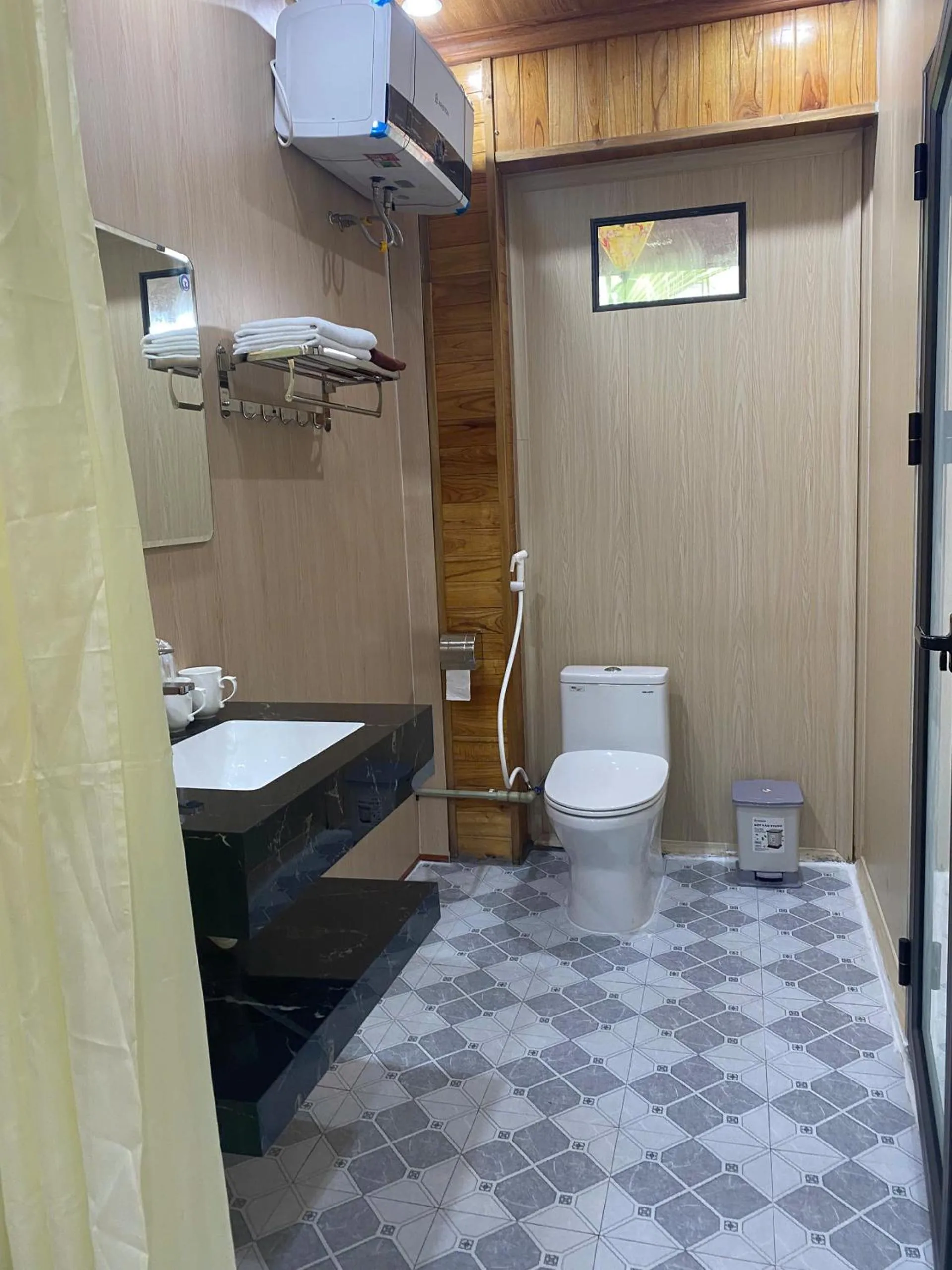 Bathroom in Tam Coc Westlake Homestay