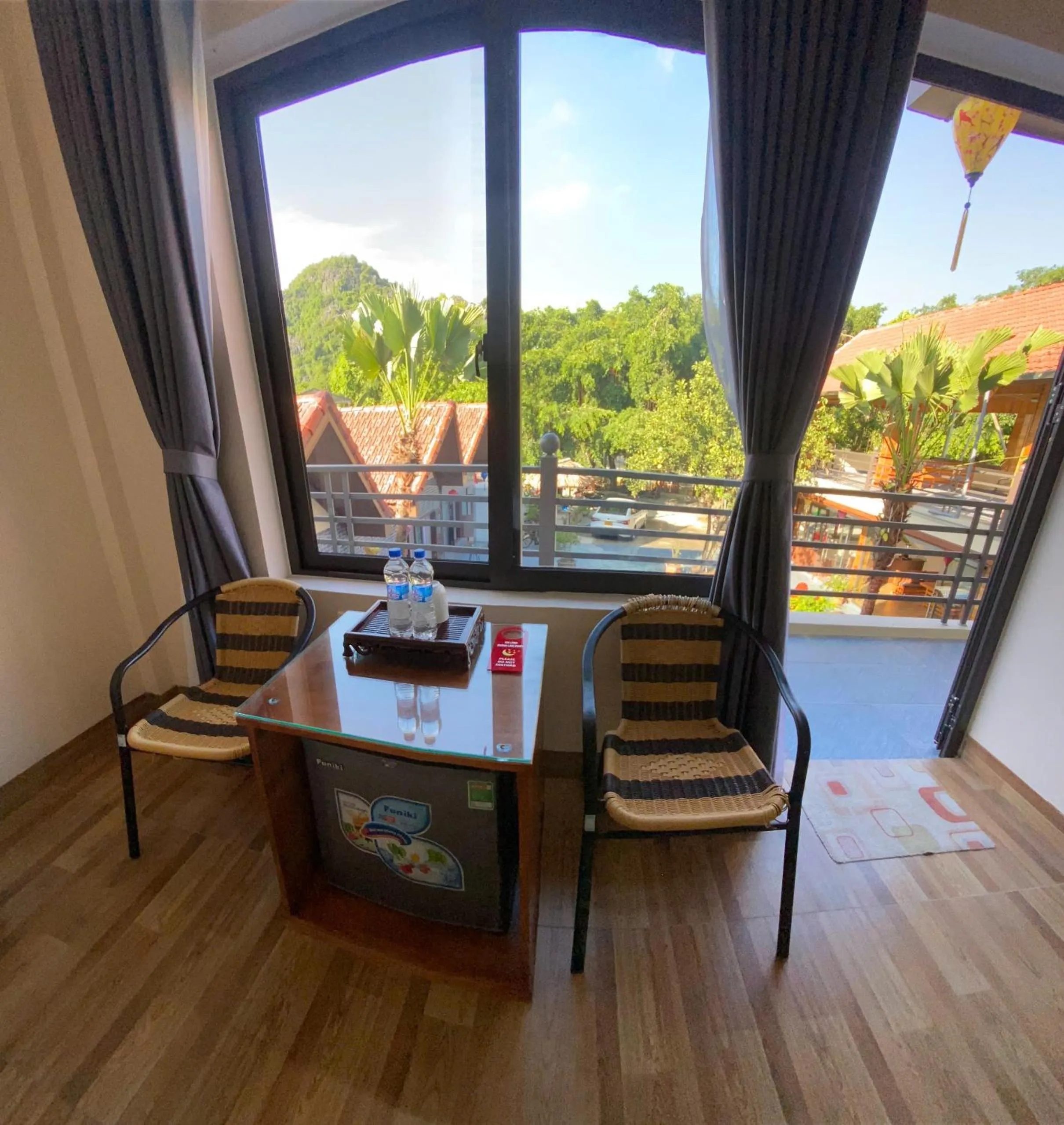 Seating area in Tam Coc Westlake Homestay