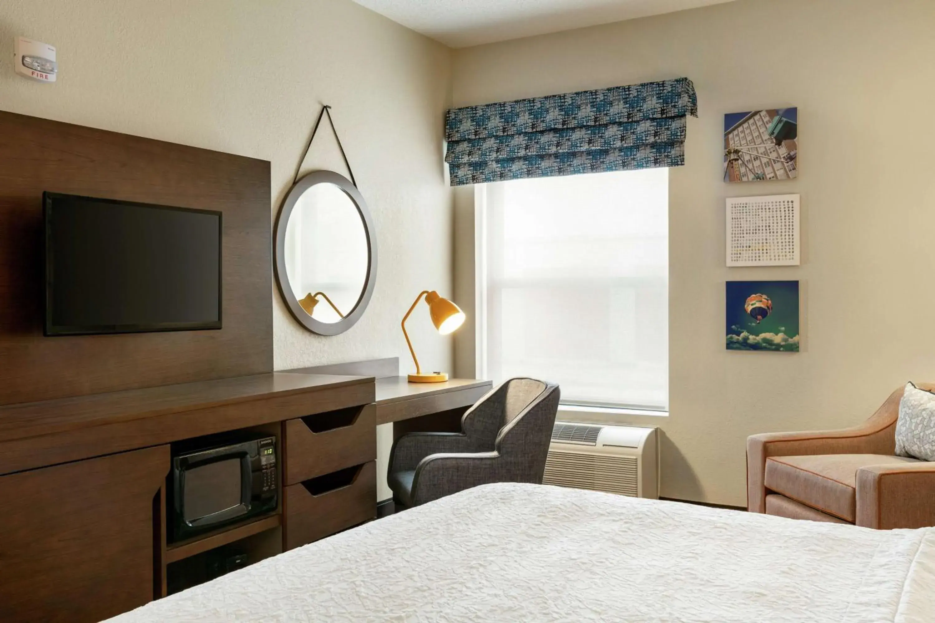 Bedroom, Bed in Hampton Inn Binghamton/Johnson City Bedroom, Bed in Hampton Inn Binghamton/Johnson City