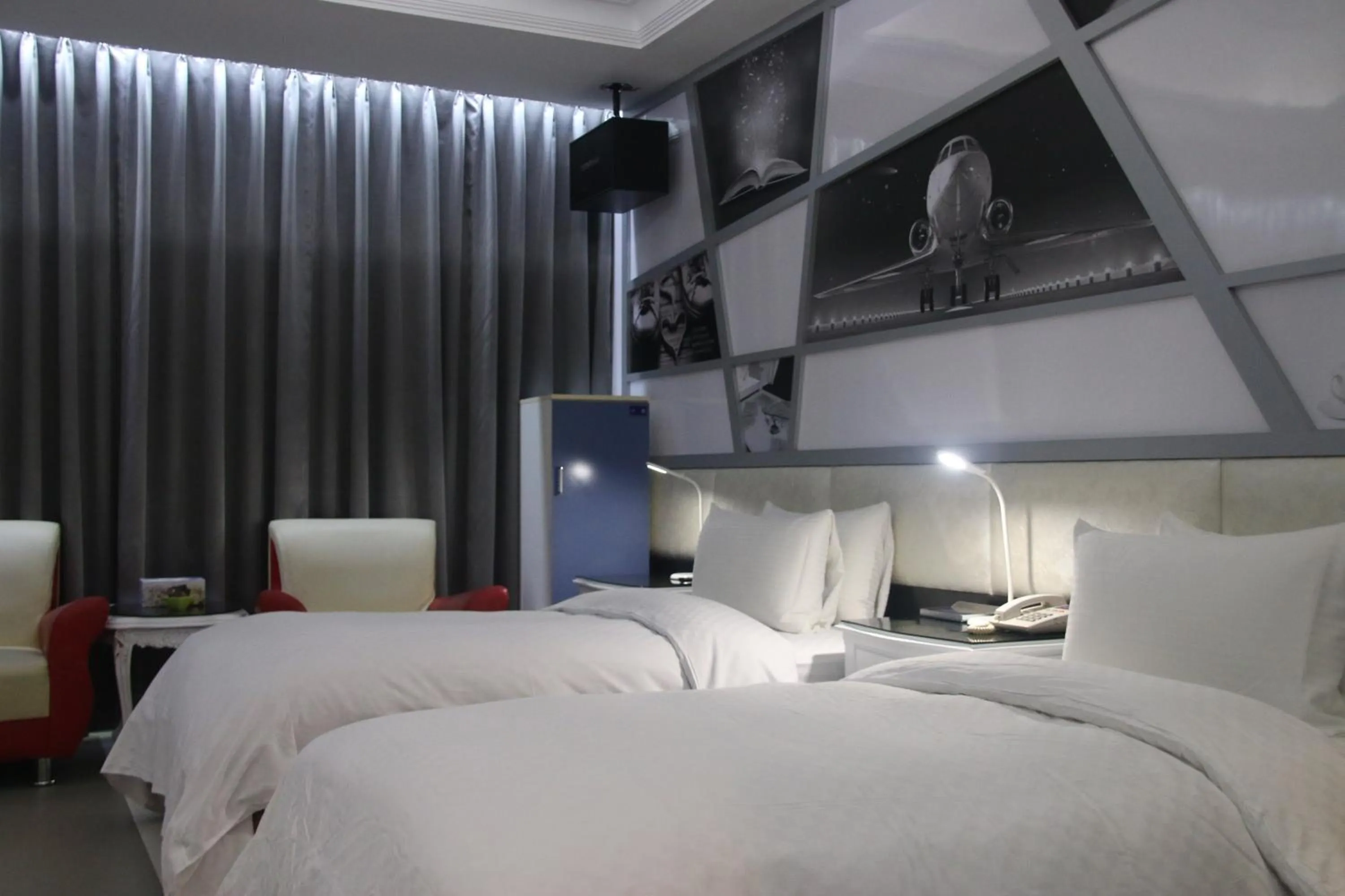 Bed in Kai-Hong Motel