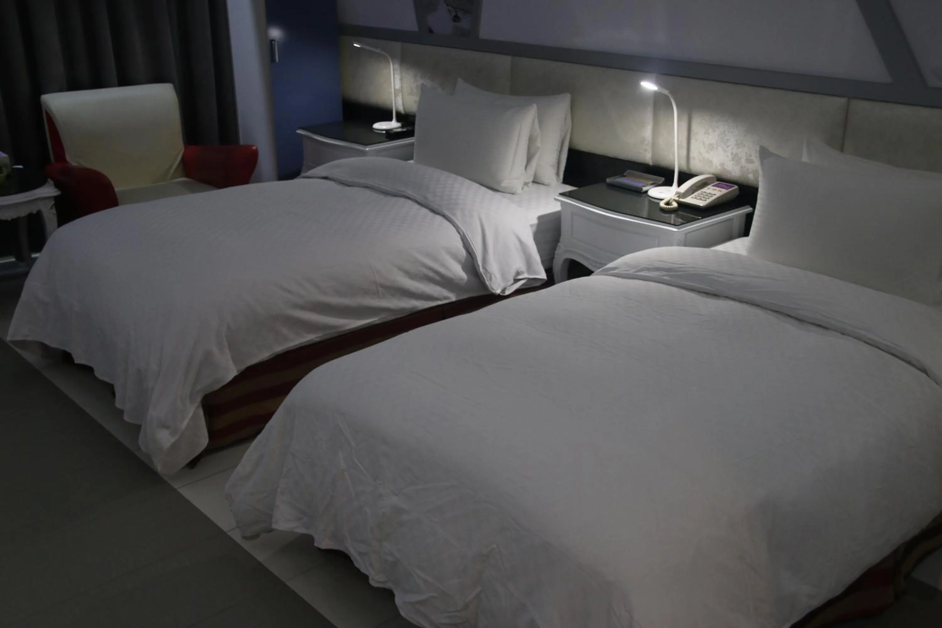 Bed in Kai-Hong Motel