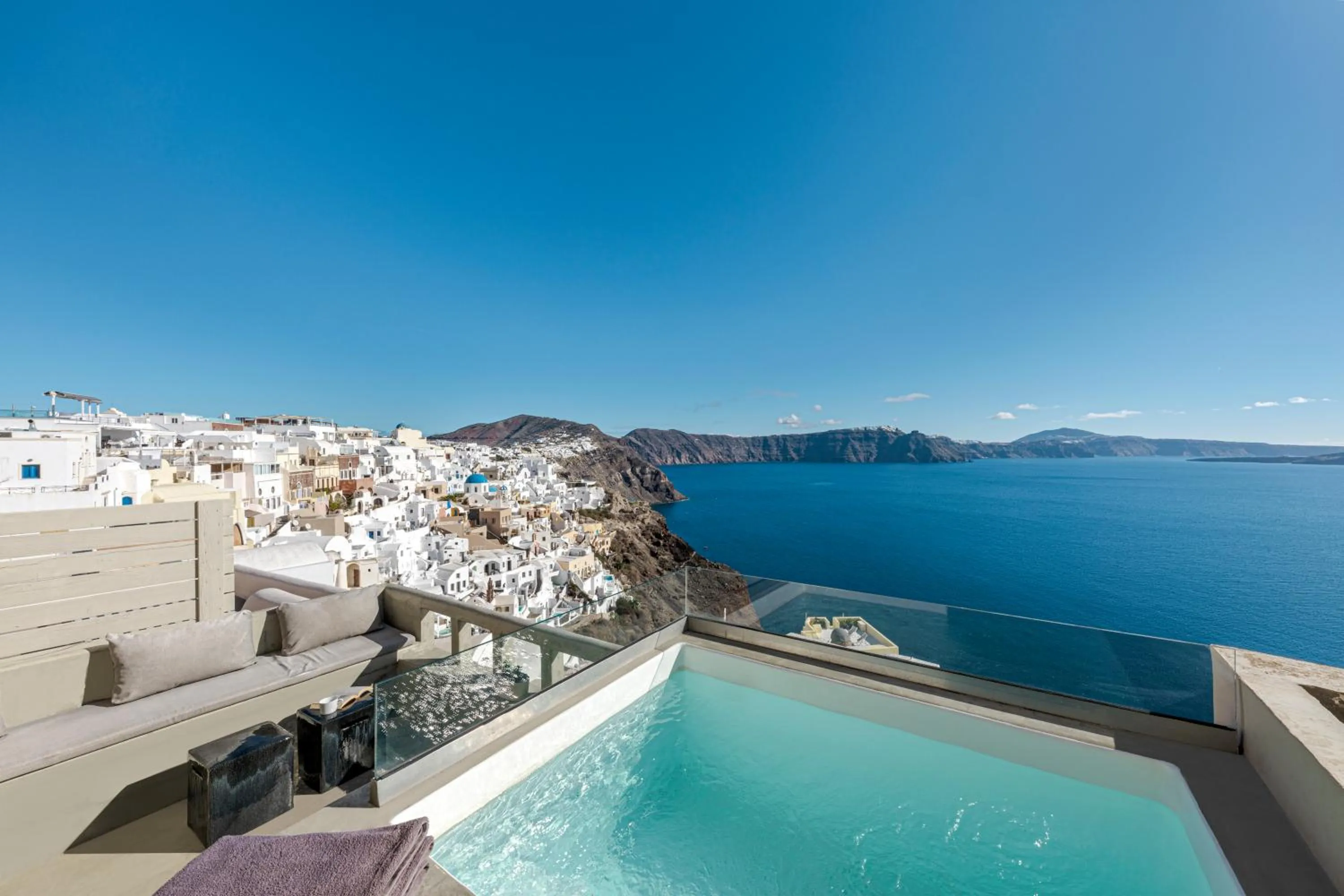 Natural landscape in Caldera Houses Oia