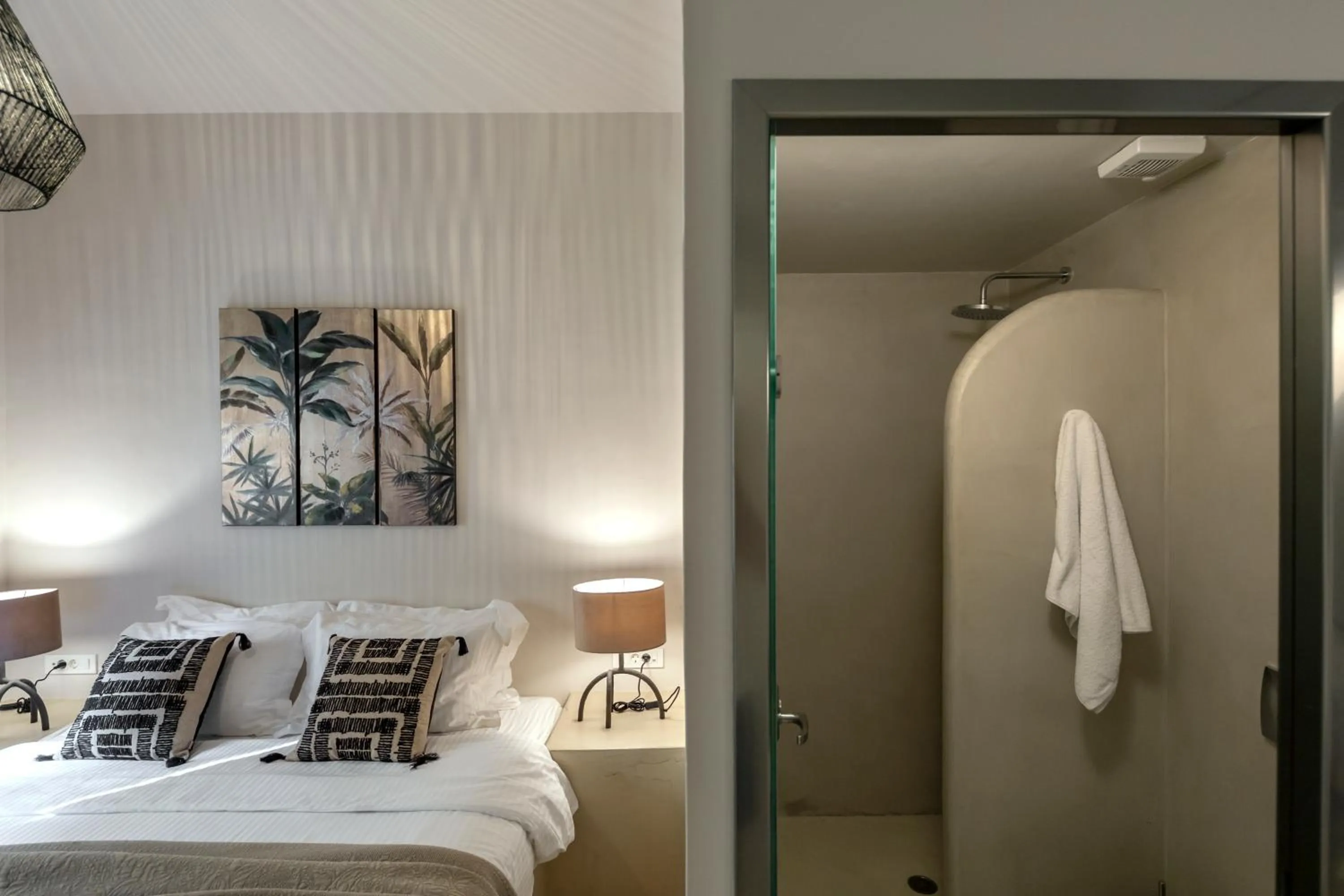 Bedroom, Bed in Caldera Houses Oia