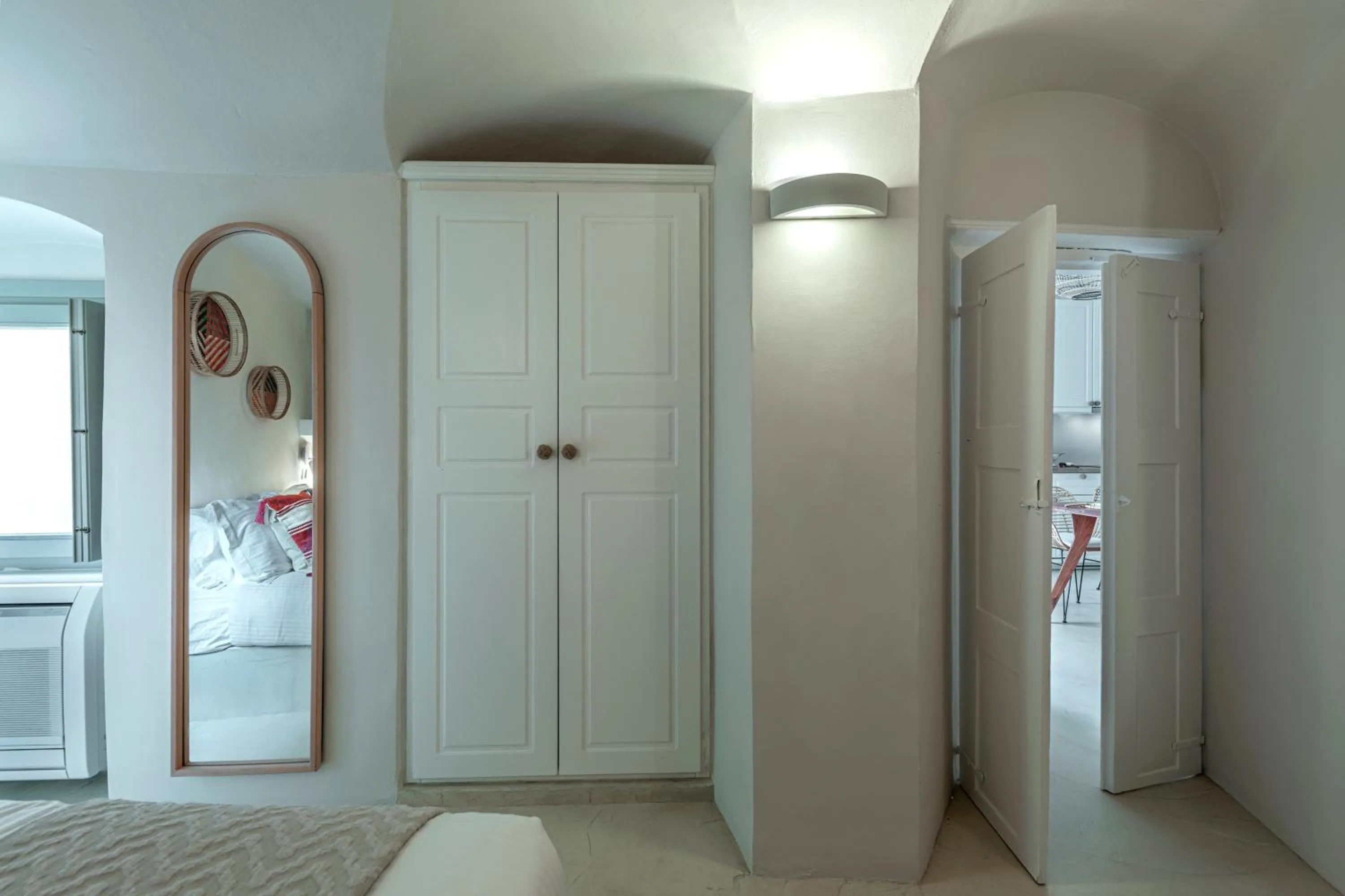 Bedroom, Bed in Caldera Houses Oia