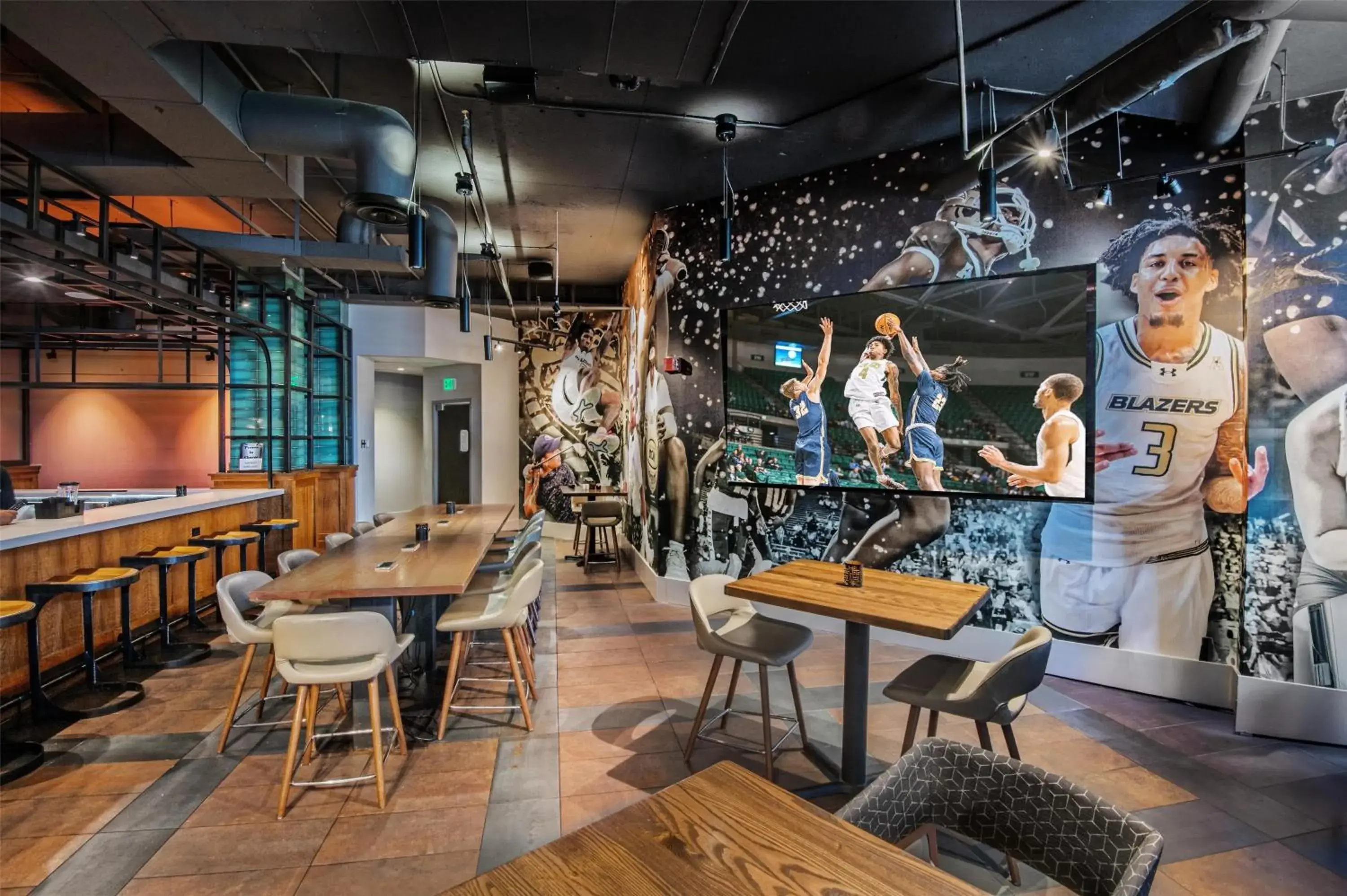 Restaurant/places to eat in Hilton Birmingham Downtown at UAB Restaurant/places to eat in Hilton Birmingham Downtown at UAB