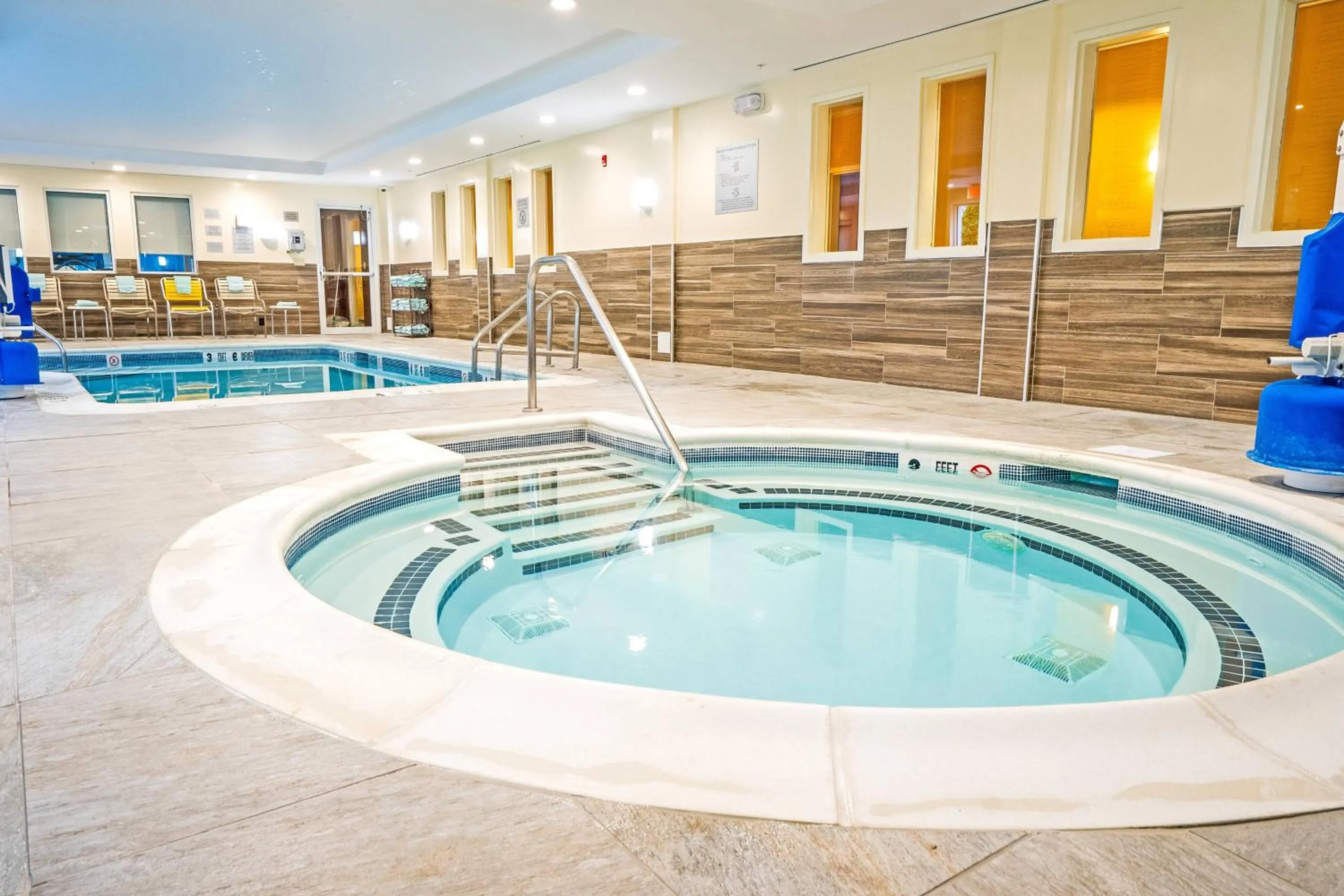 Swimming pool in Fairfield by Marriott Medford Long Island