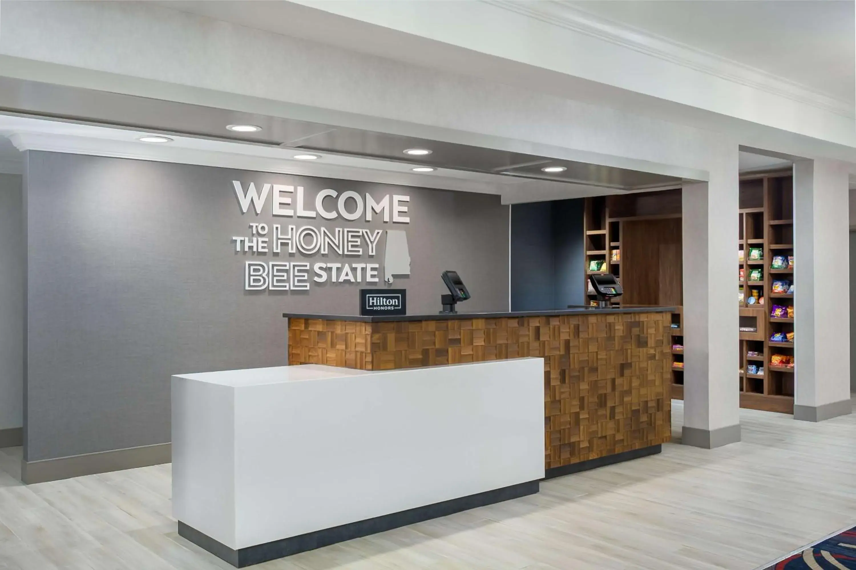 Lobby or reception in Hampton Inn & Suites Birmingham-Pelham - I-65 Lobby or reception in Hampton Inn & Suites Birmingham-Pelham - I-65