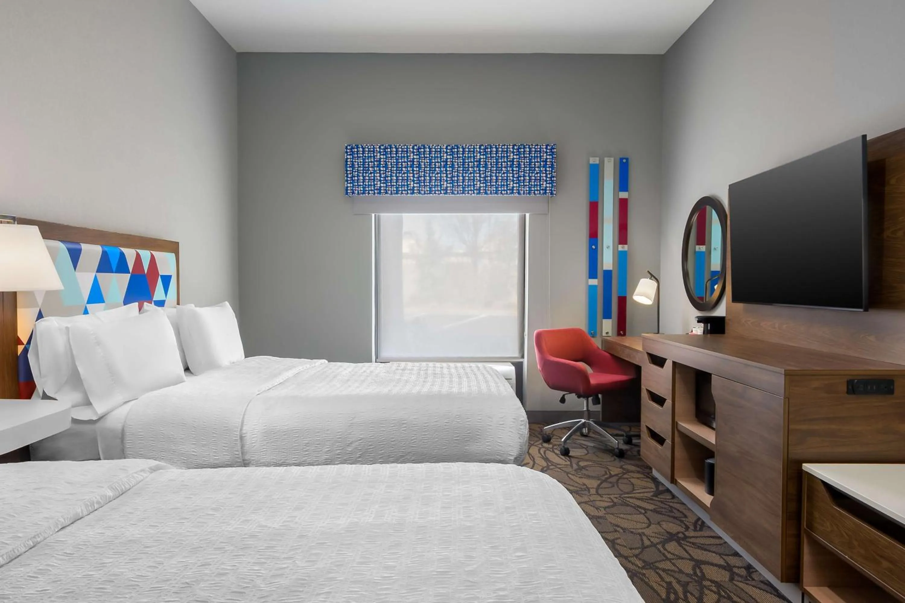 Bed in Hampton Inn & Suites Birmingham-Pelham - I-65