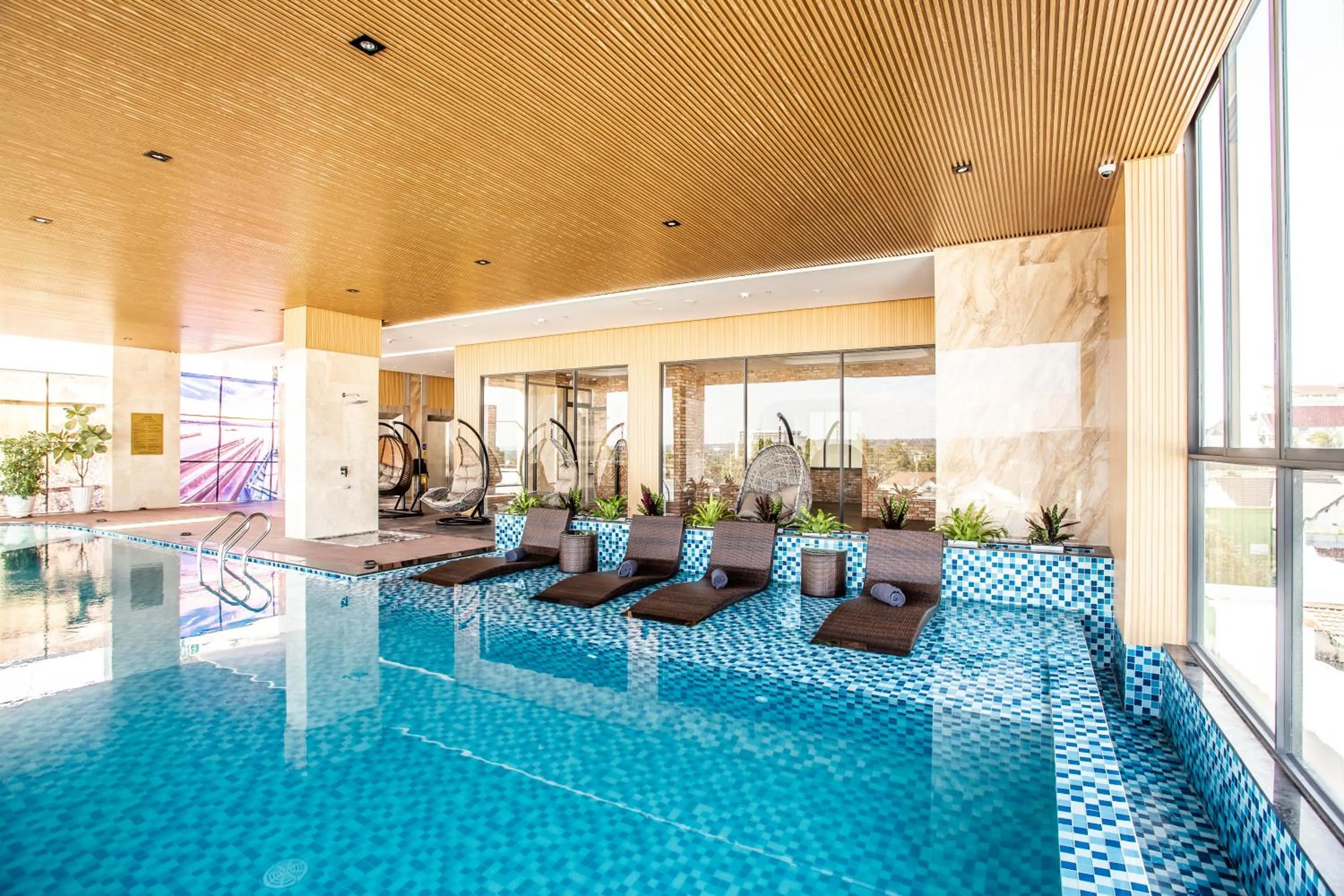 Swimming pool in Thanh Mai Hotel