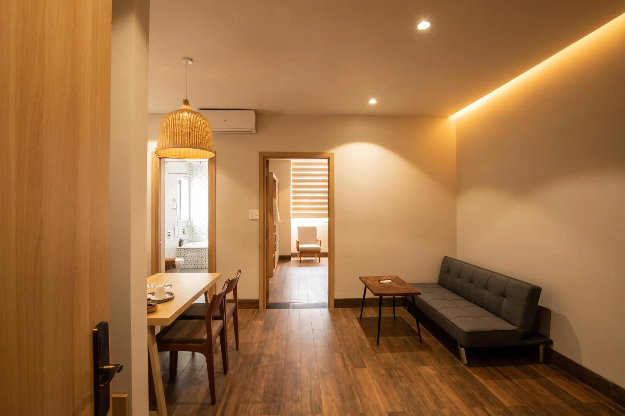 Photo of the whole room in Thanh Mai Hotel