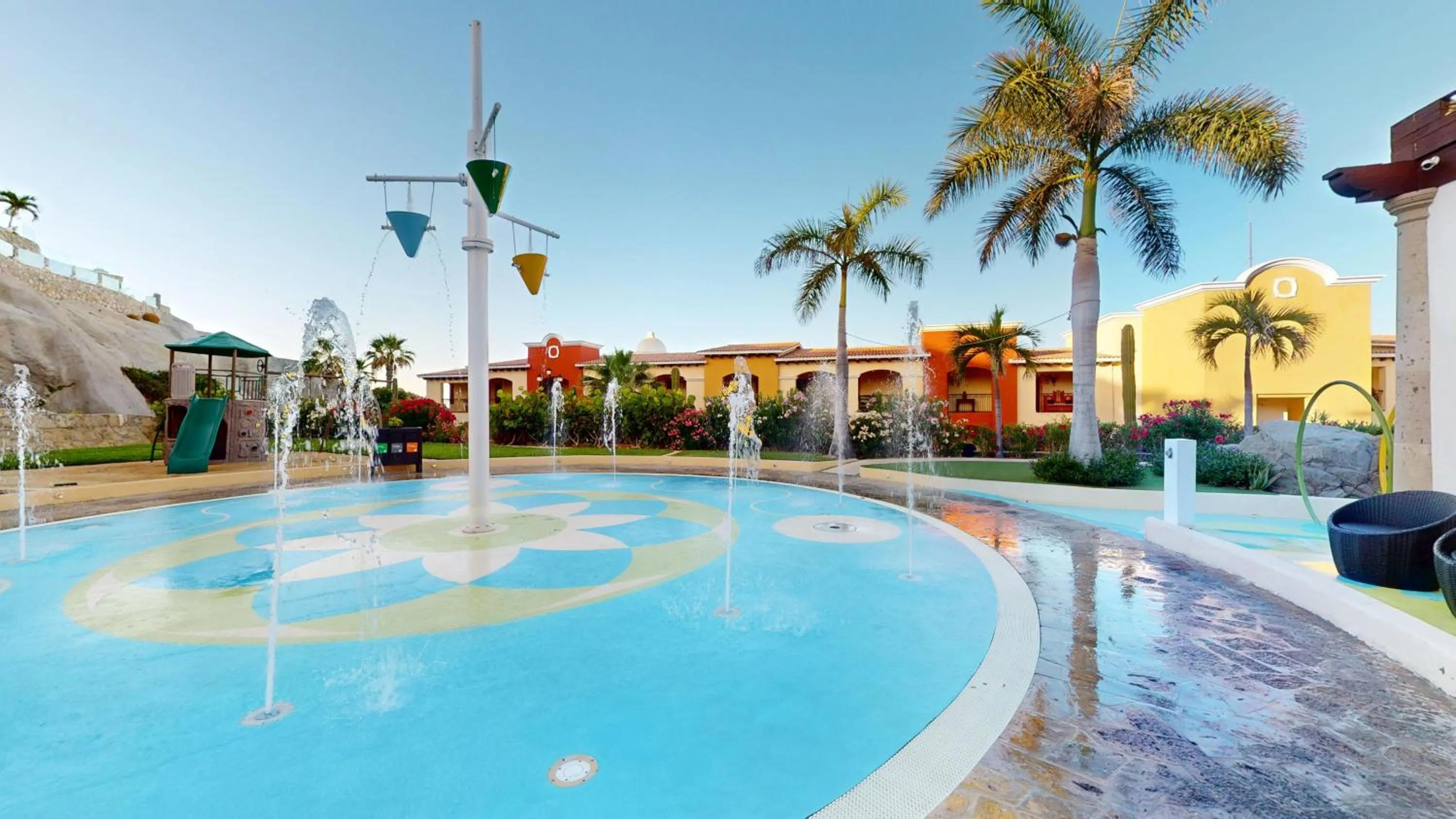 Swimming pool in Hacienda Encantada Resort & Spa