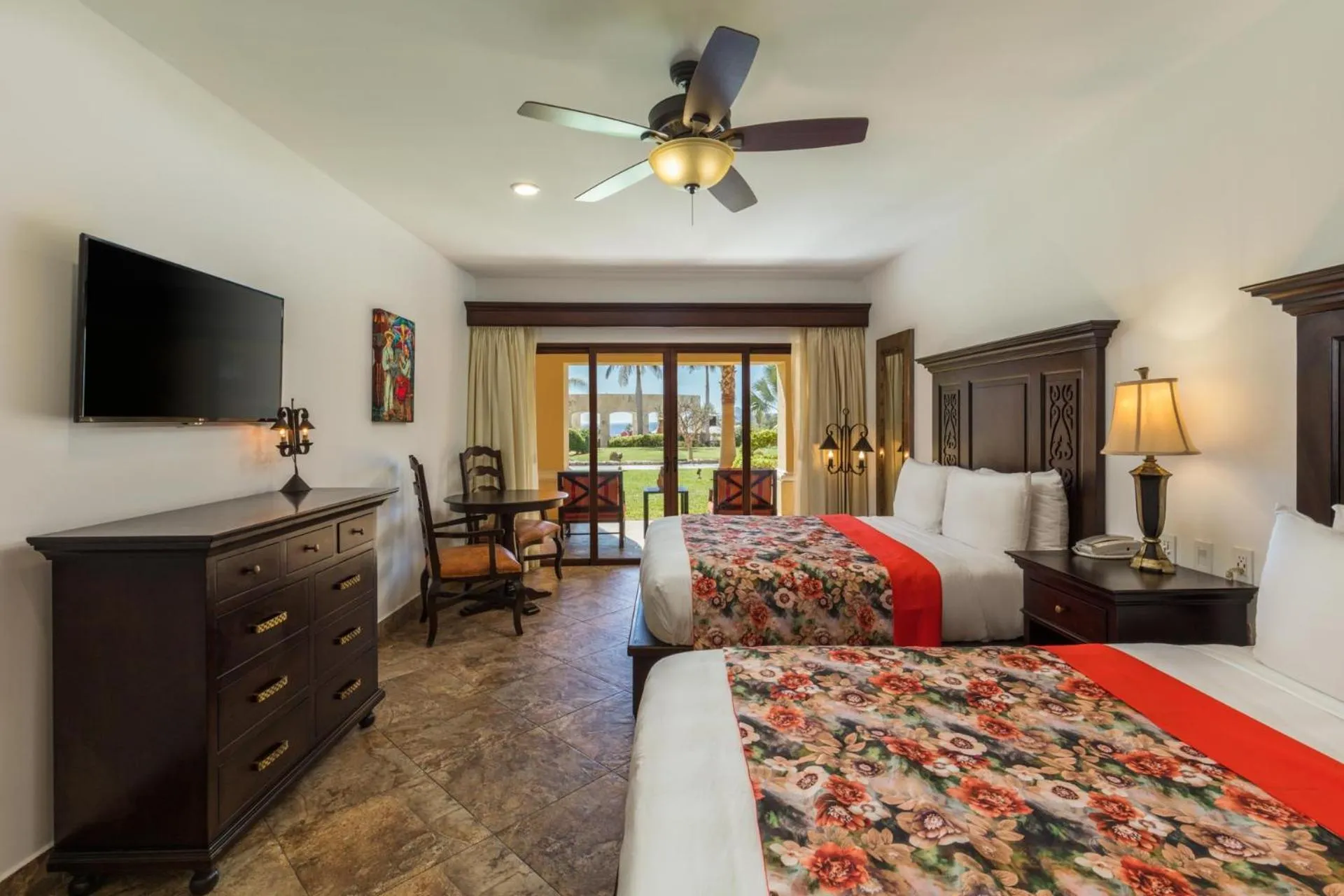 Bed in Hacienda Encantada Resort & Spa