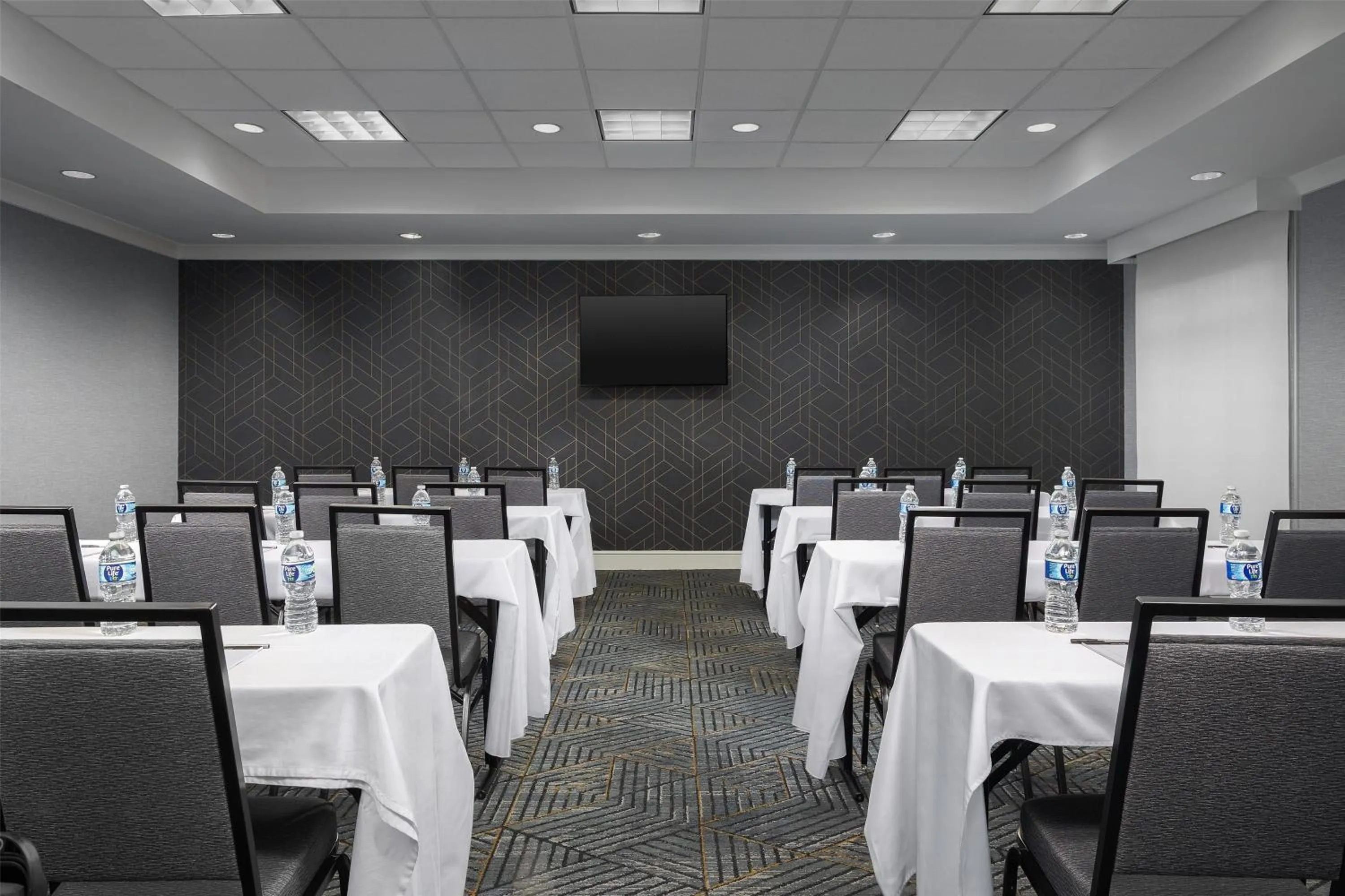Meeting/conference room in Homewood Suites by Hilton Birmingham South Inverness
