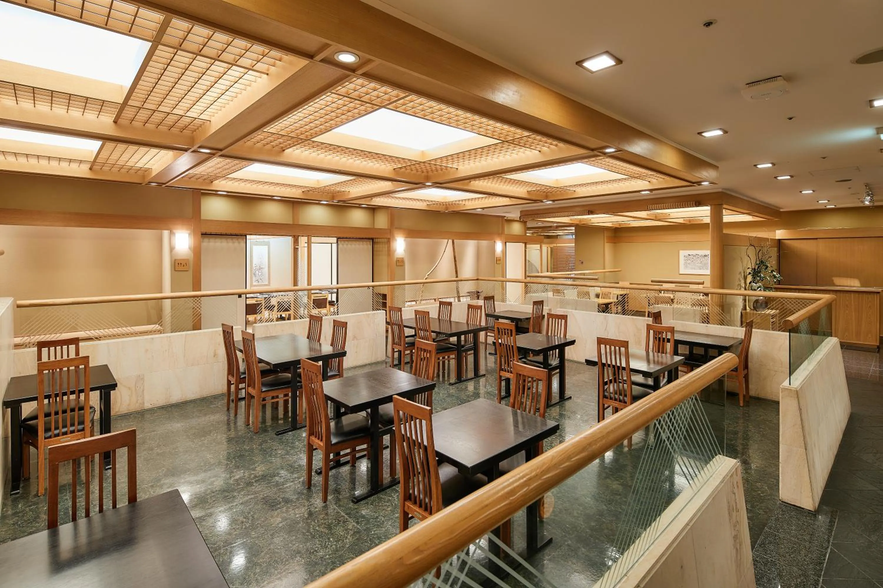 Restaurant/places to eat in The Mark Grand Hotel